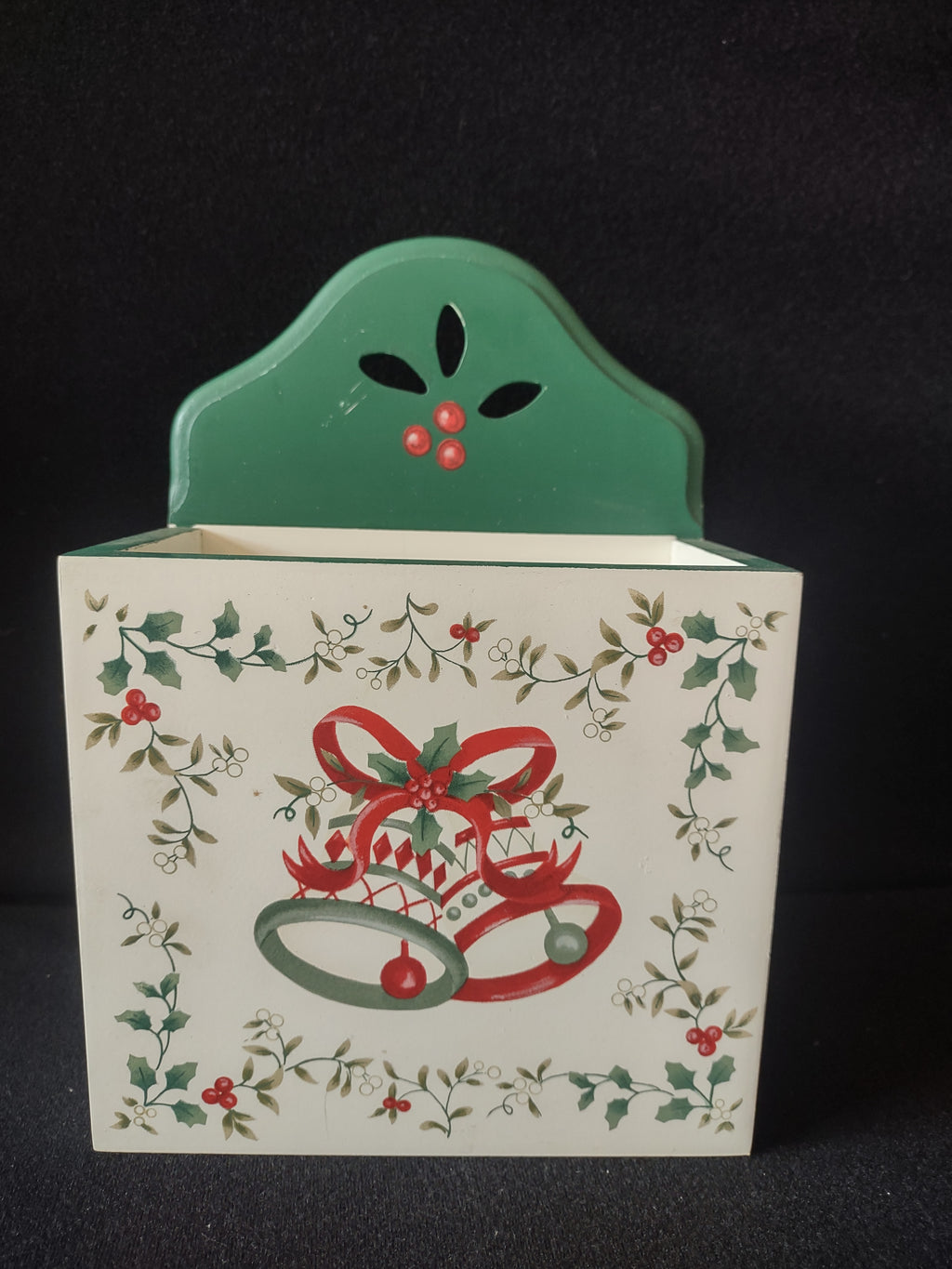 Vintage Pfaltzgraff Christmas Bells Holly Wooden Wall Pocket Red Green [8195n]