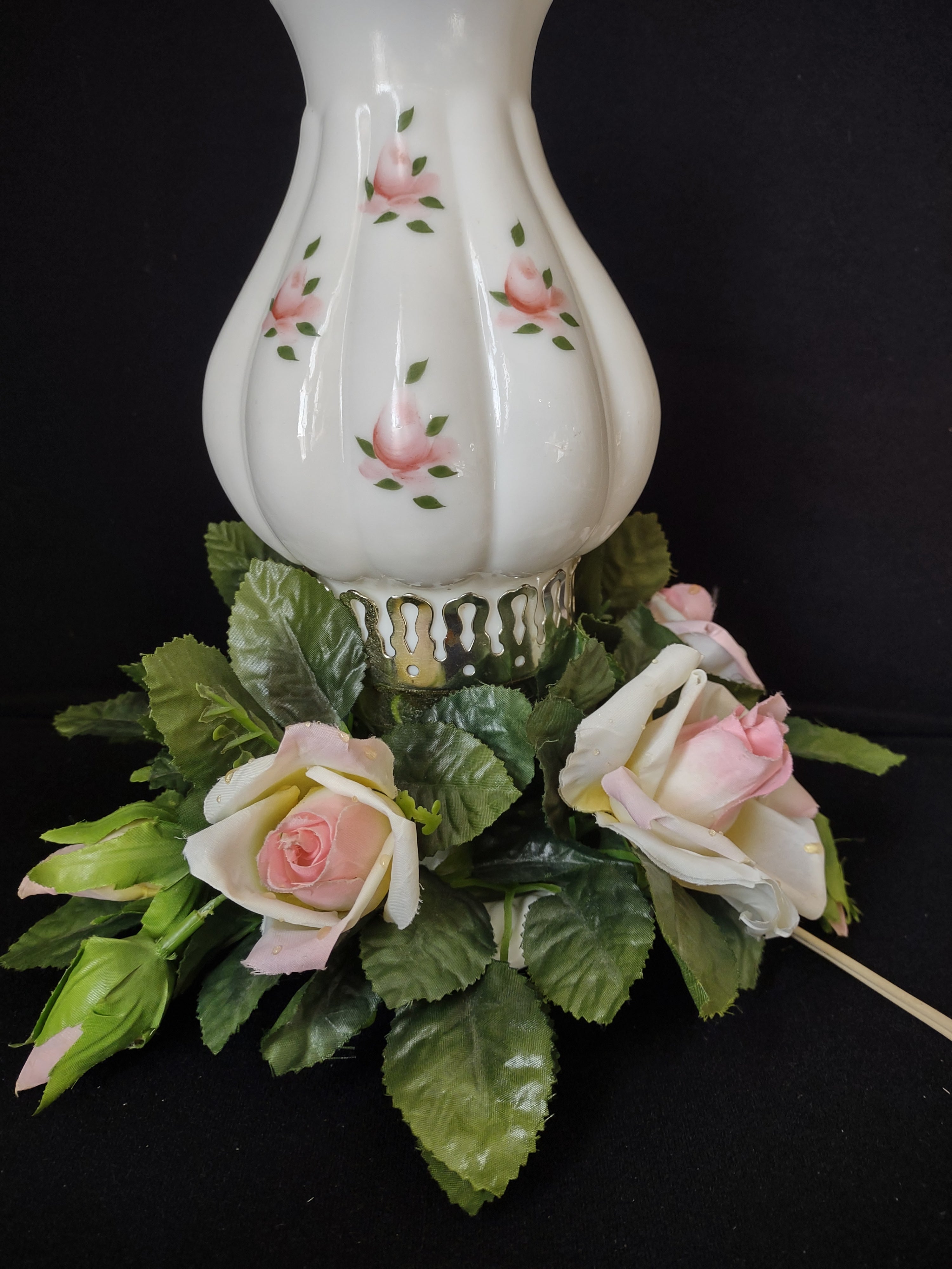 Vintage Milk Glass Hurricane Lamp Roses Floral (2518c)