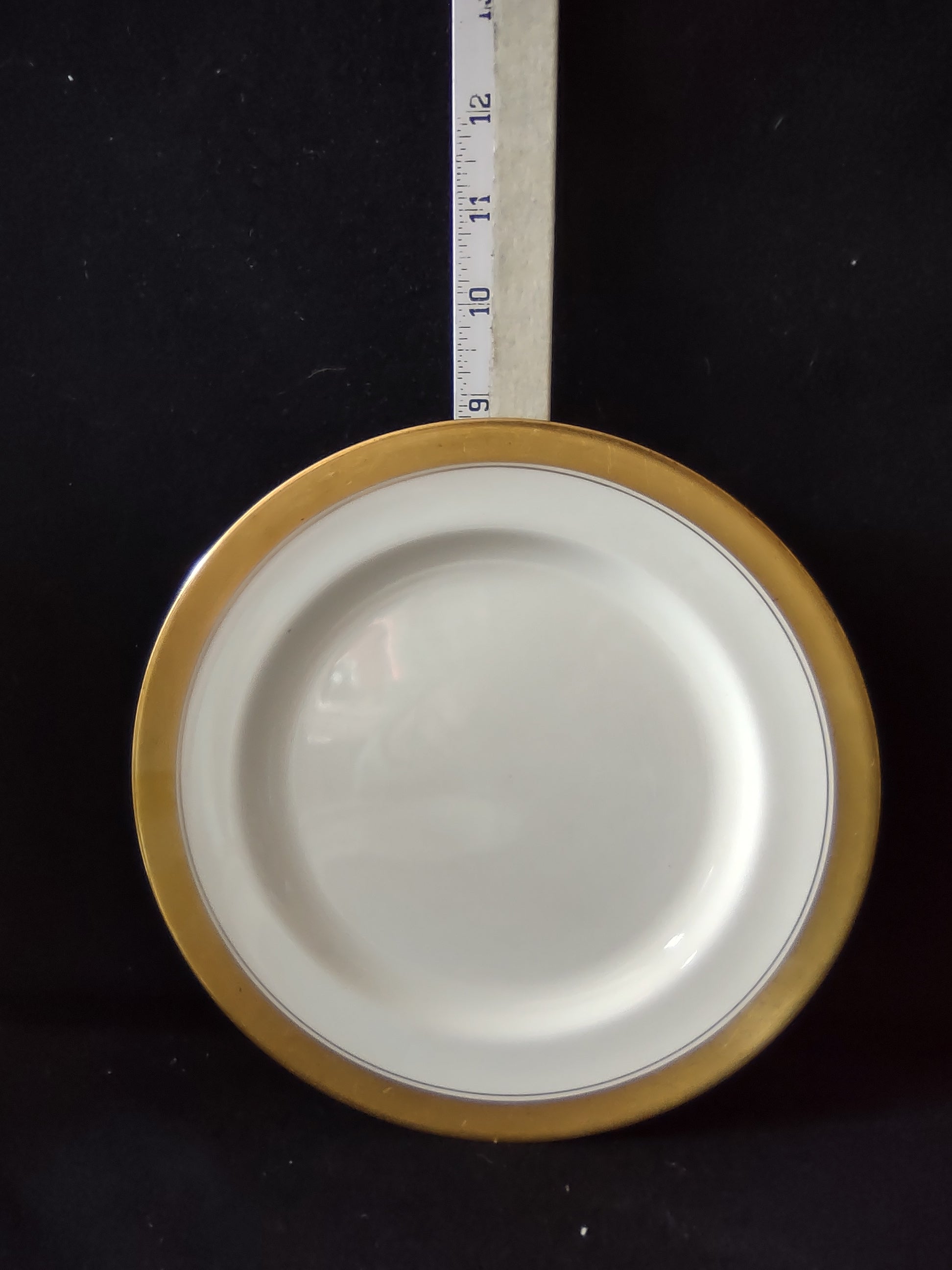 Vintage Johnson Brothers 9" Dinner Plate Pareek Gold Rim Set Of 4 (Lot 5557)