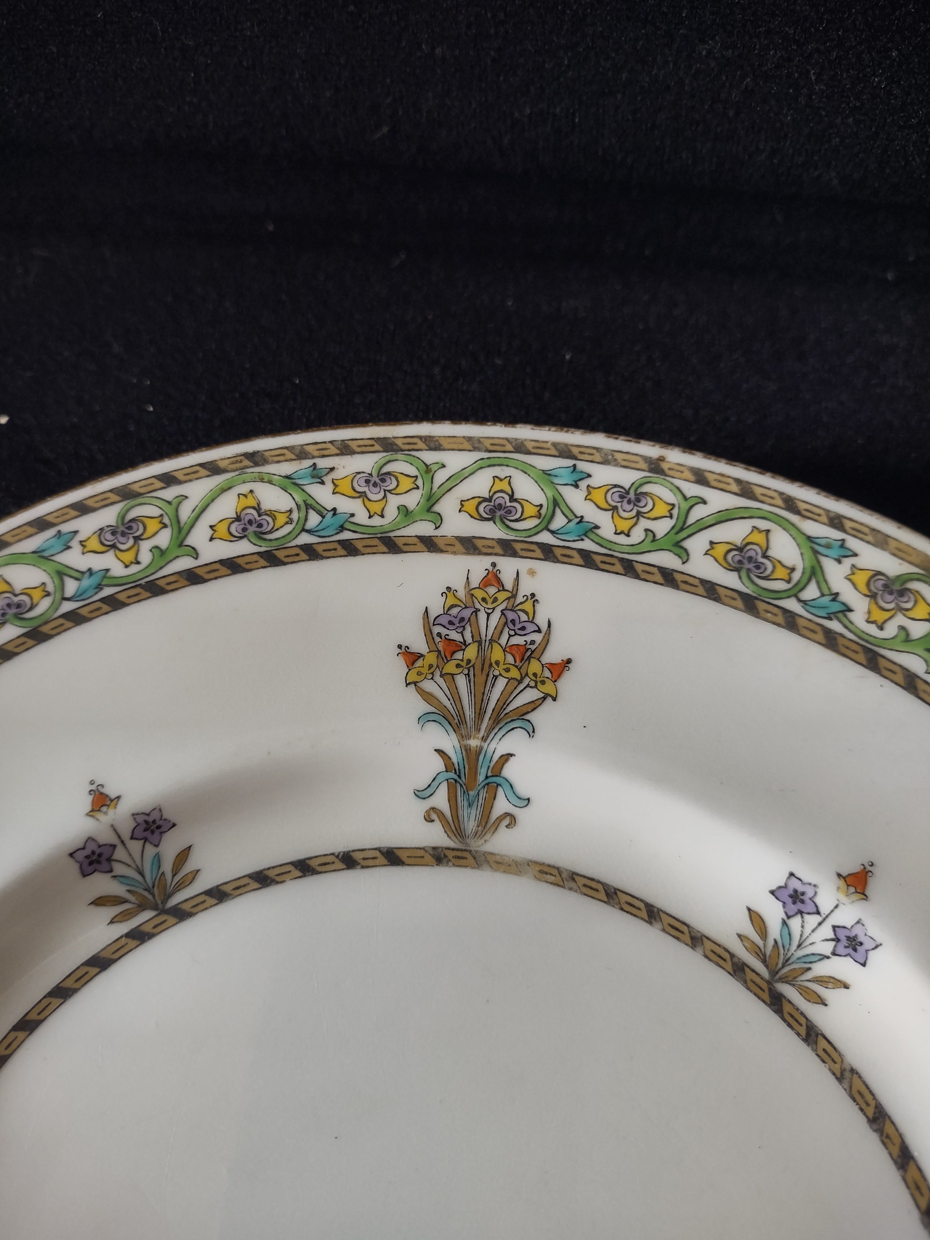 Vintage Minton Luncheon Plate Bone China England Floral Scroll H3647 (Lot5449