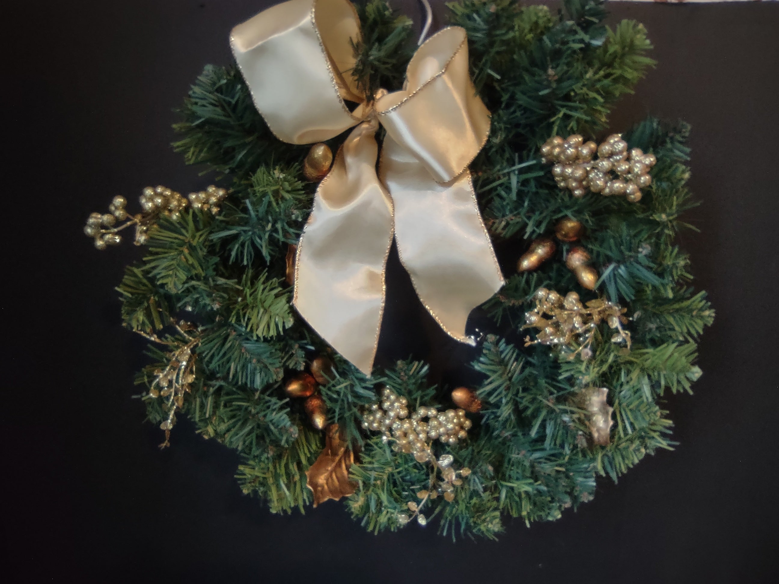 Christmas Artificial Green Wreath Martha Stewart 16" Golden Bow (lot 2727c )