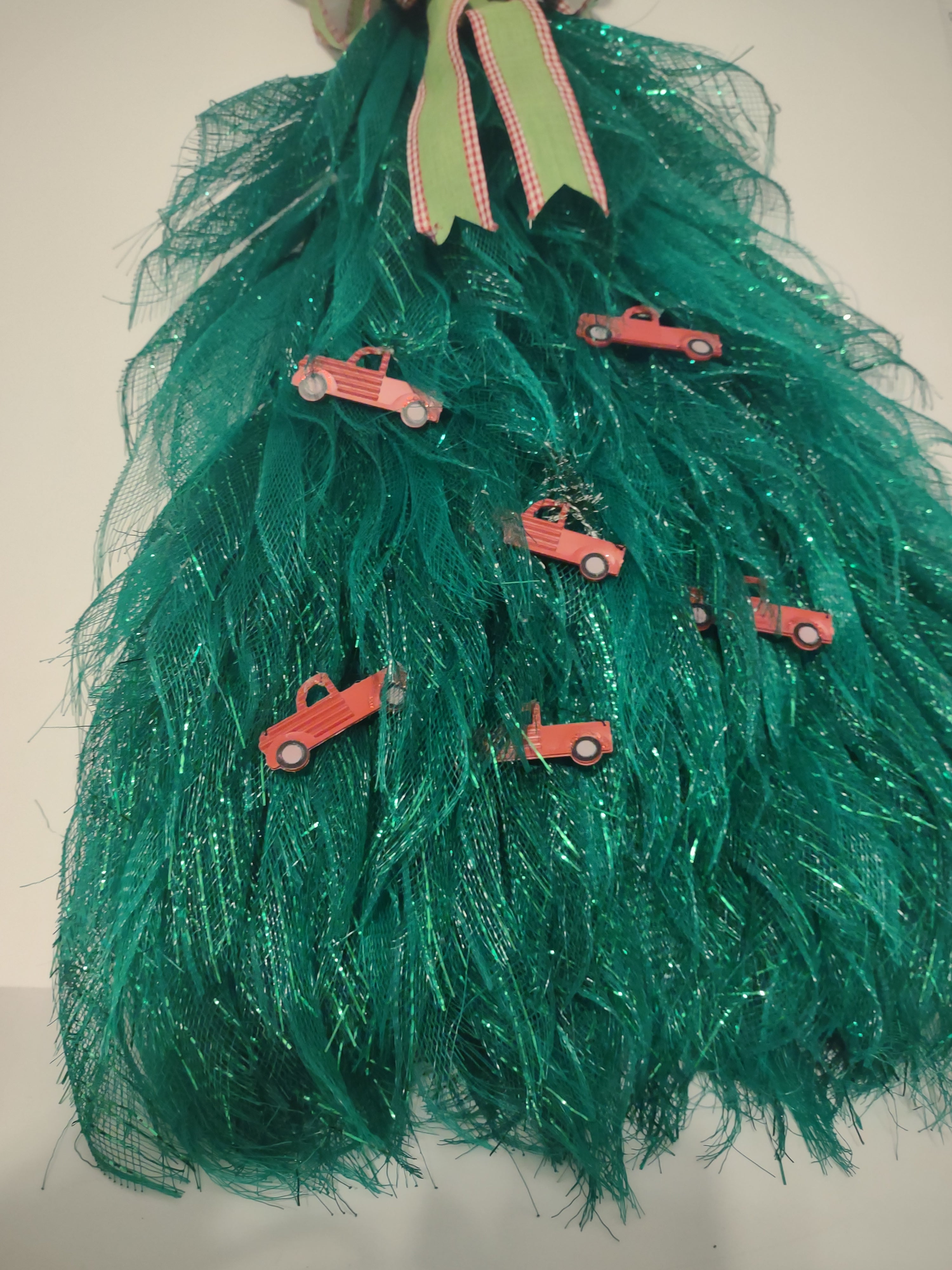 Handmade Ribbon Green Christmas Tree w/ Red Truck Flat Hang on Wall 24" lot 1296