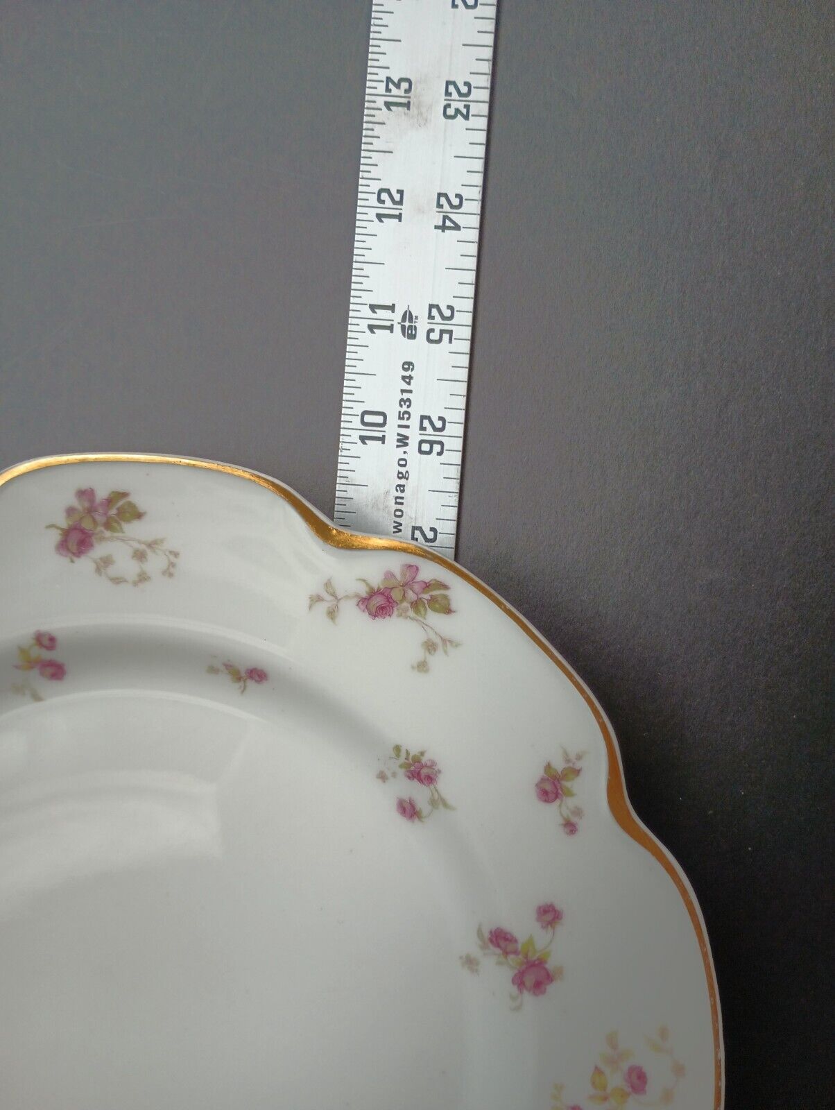 Haviland Limoges Set of 2 Plate Dinner 9-3/4" Gold Trim Roses (lot 382)