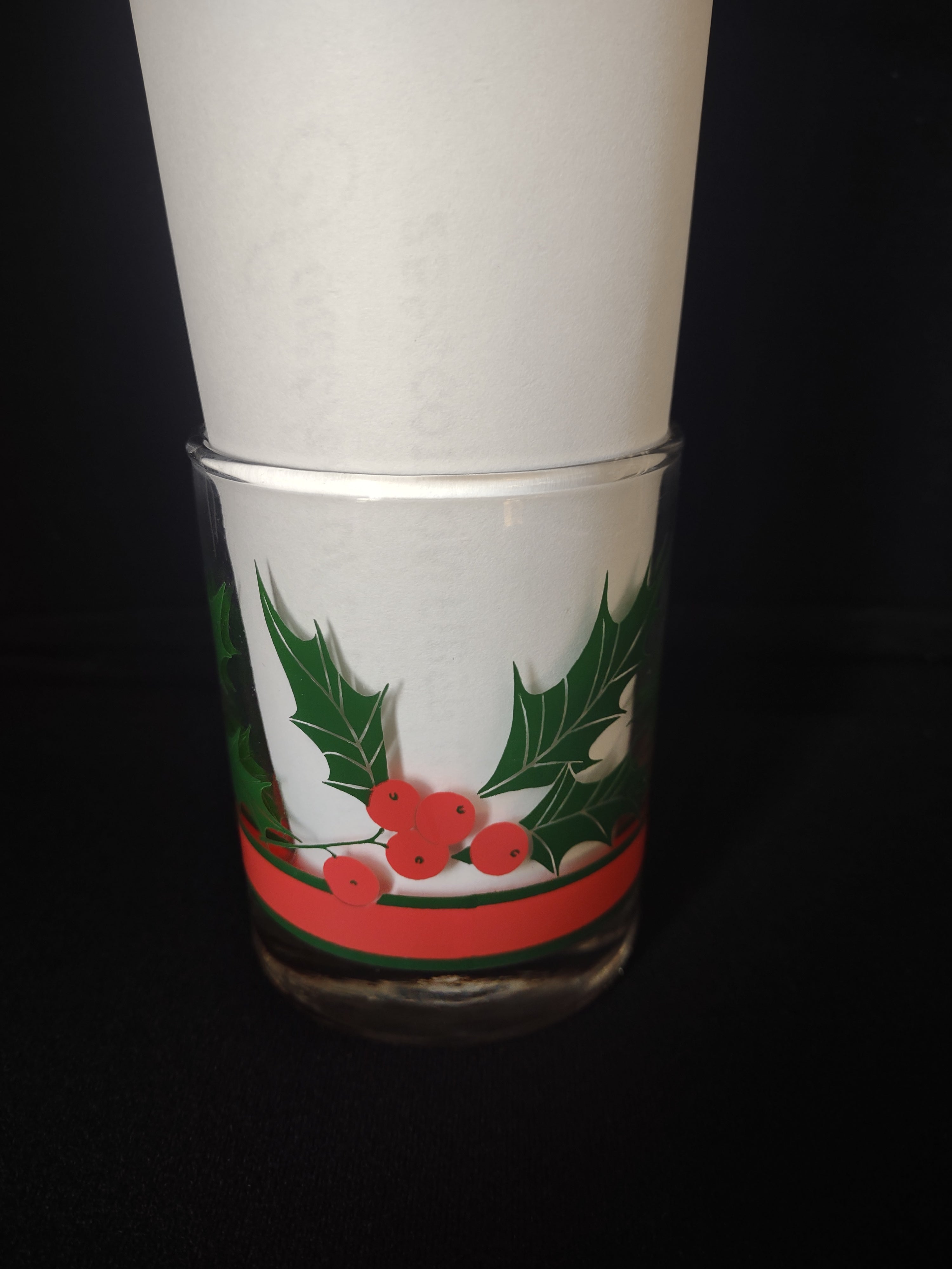 Lot 10 Vintage Libby Holiday Christmas Holly Berry (lot 2412)