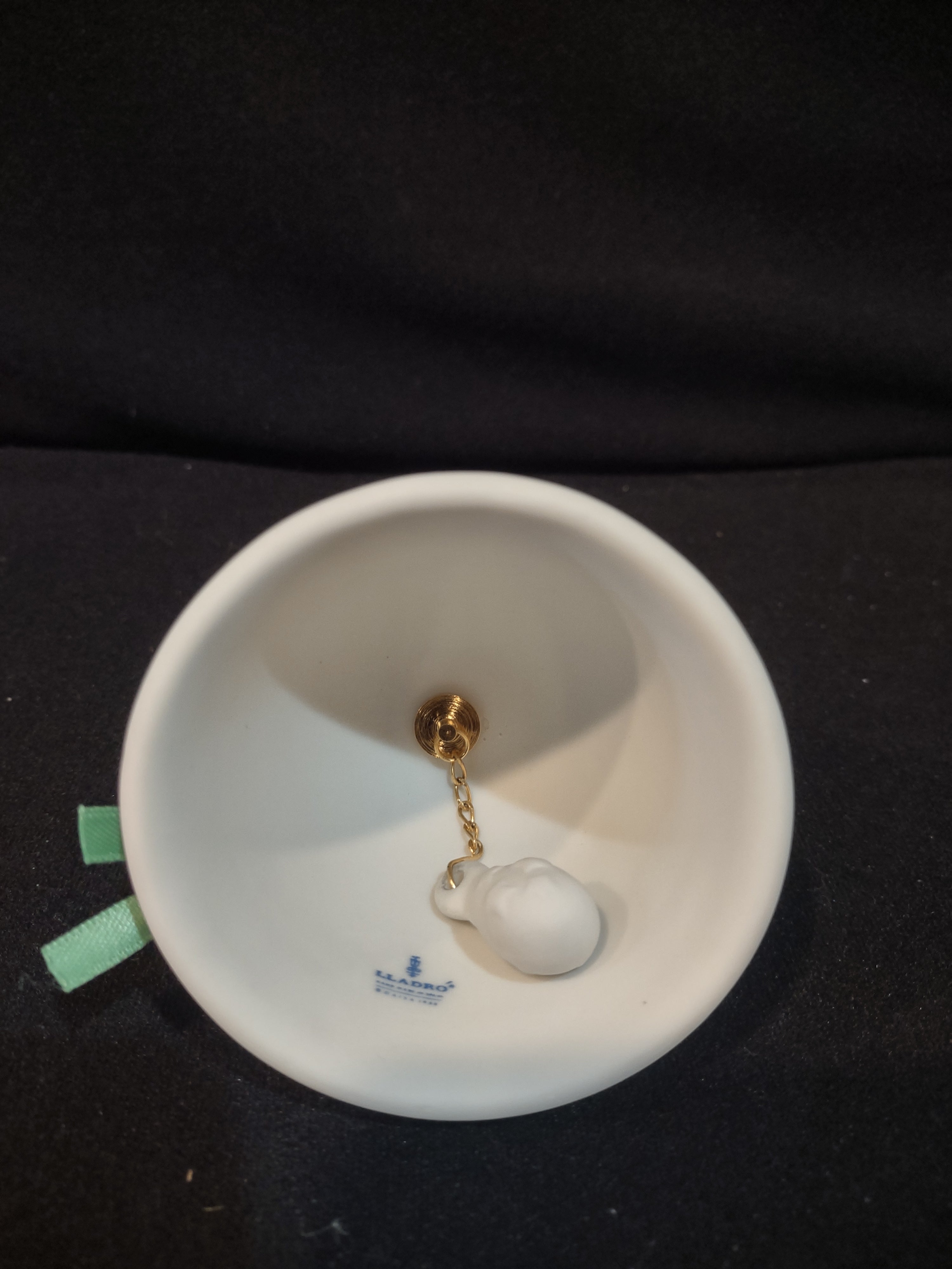 Vintage 1993 Lladro Christmas Bell Poinsettias Candles (Lot 4107)