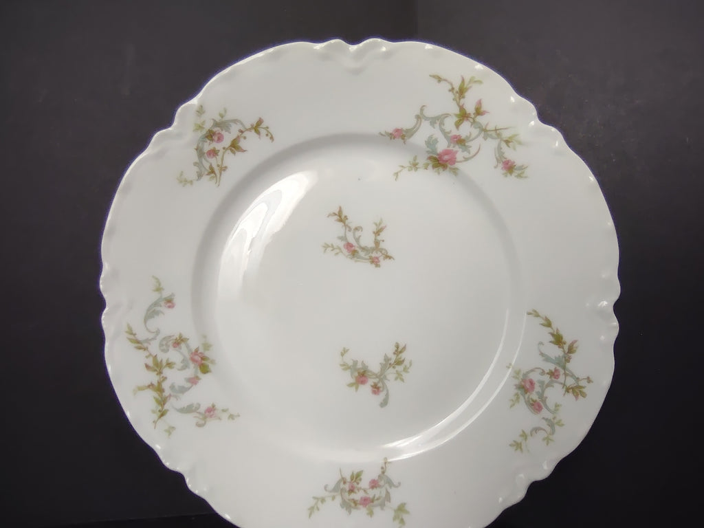 Haviland Limoges Dessert Plate White Scalloped Edge Rose Blue Ribbon (lot 854)