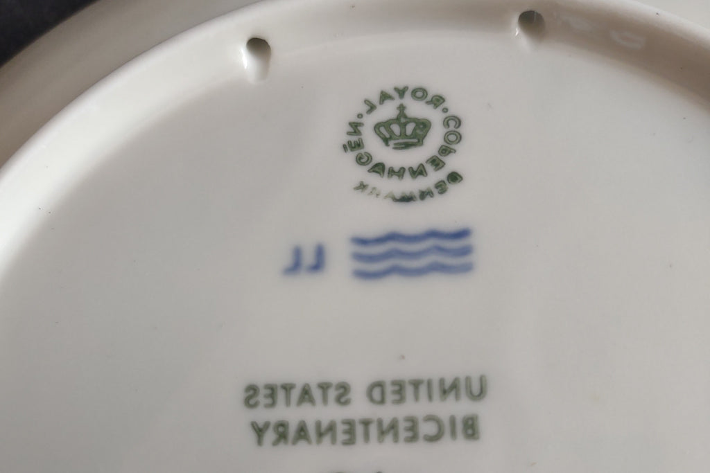 Royal Copenhagen Porcelain Declaration Independence Plate Blue White (lot 3090)