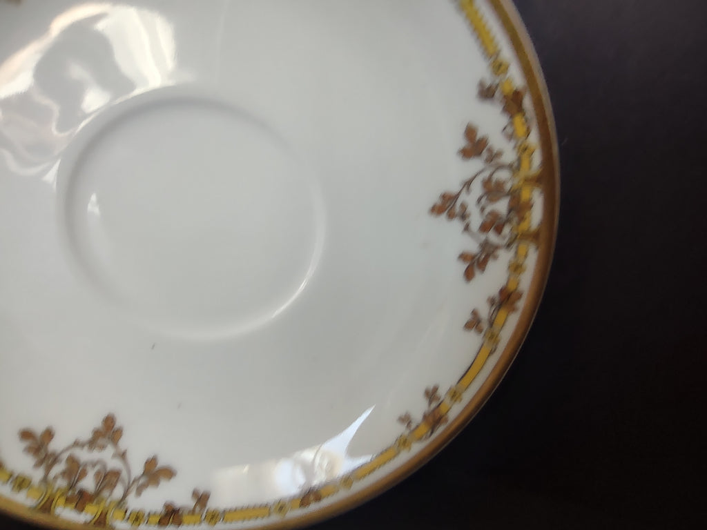 Haviland Limoges Saucer Brown Yellow Design (lot 1054)