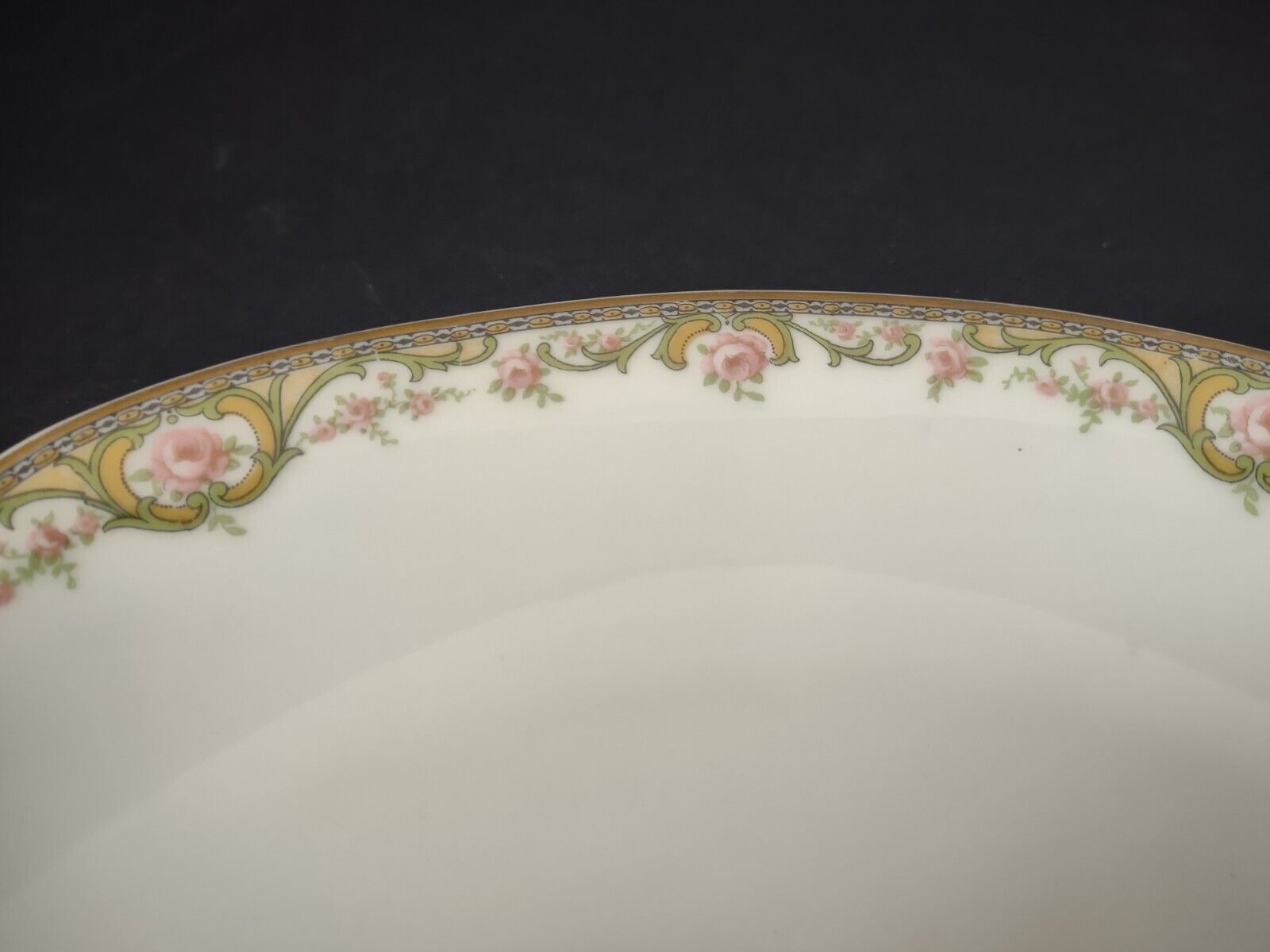 Haviland Limoges France Serving Bowl 12" x 8" Rose Design (lot 608)