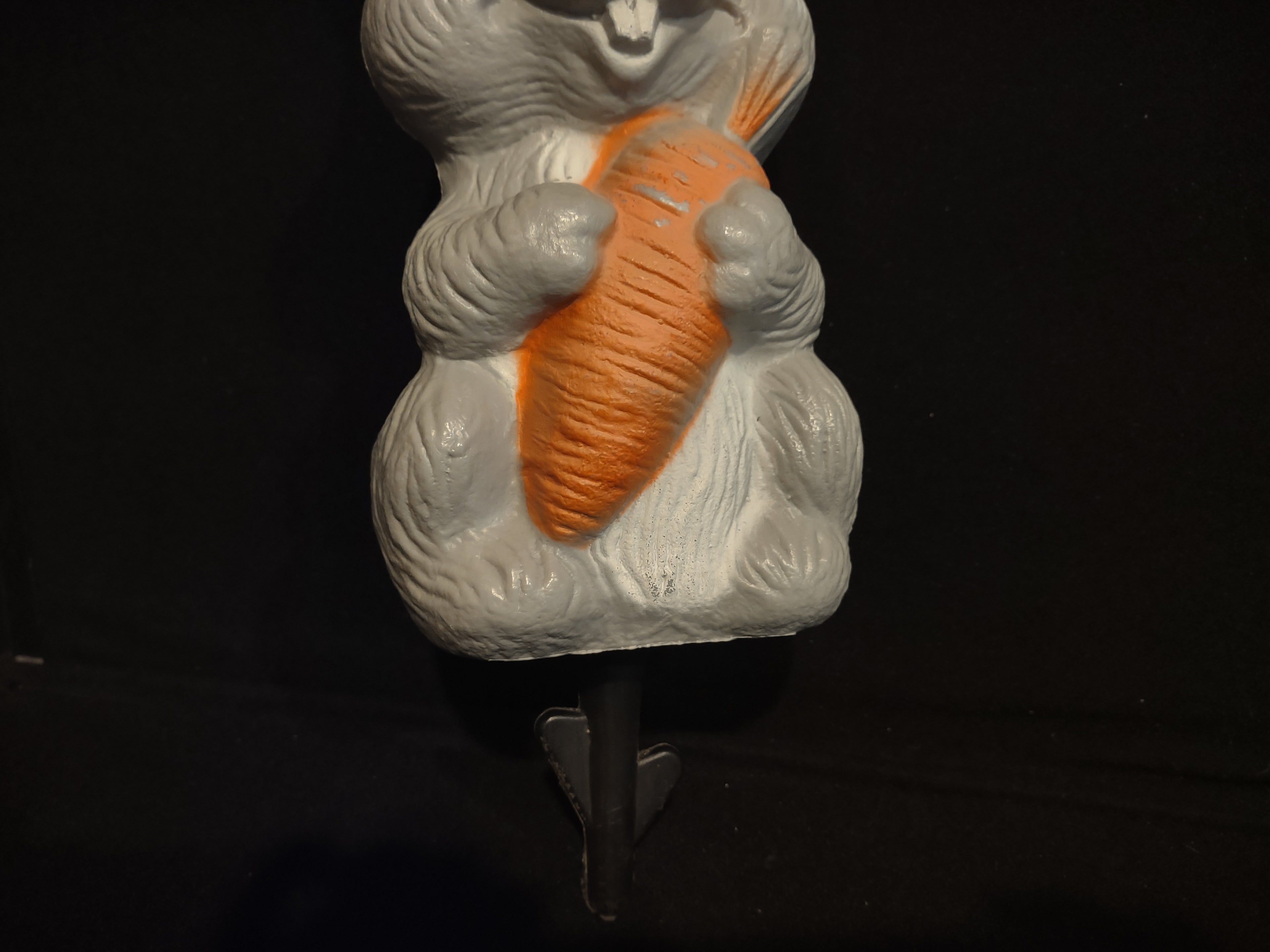 Vintage Easter Art Line Blow Mold Yard Stake Bunny Carrot 13"(lot 2549c)