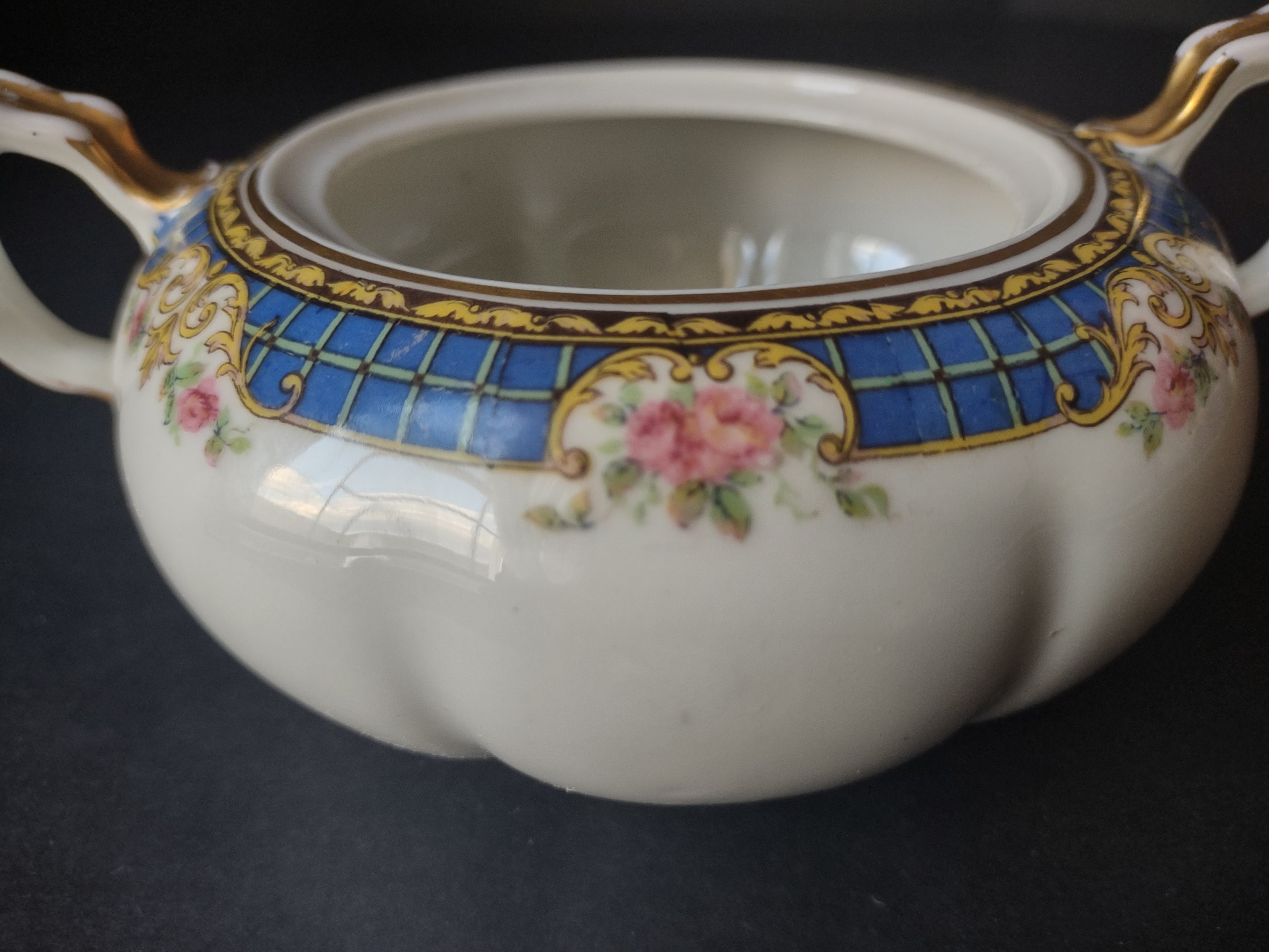 Haviland France Limoges Sugar Dish NO LID (lot 1004)