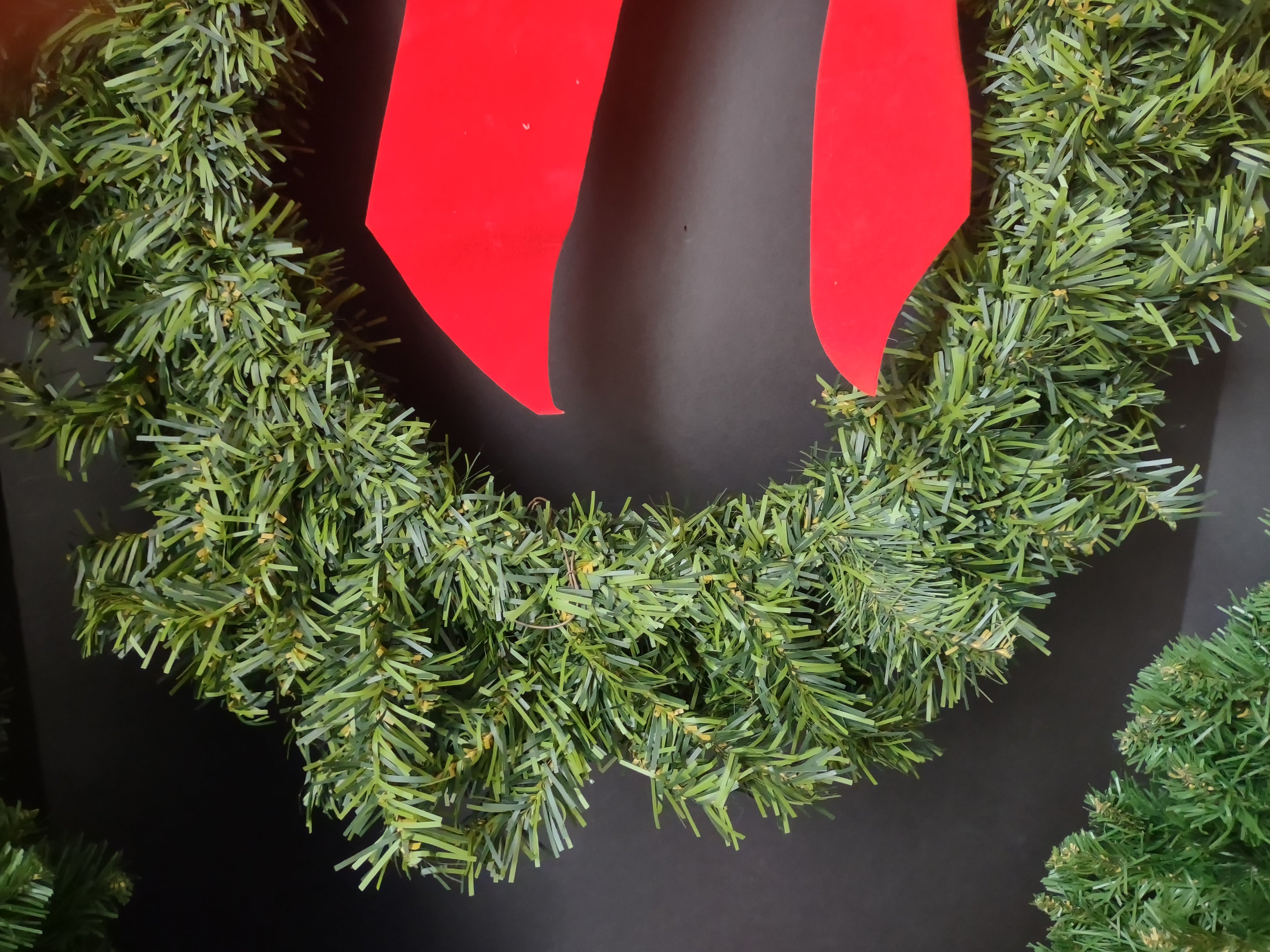 Christmas Artificial Tree Wreath Door Handle Ornament (lot 1222)