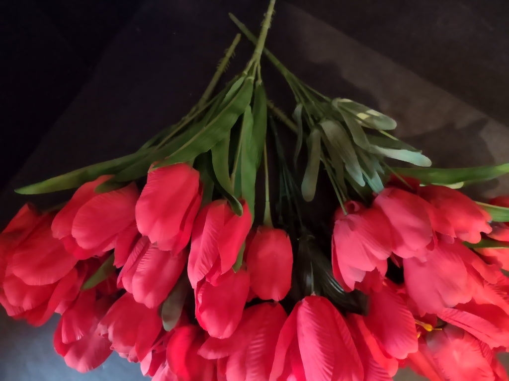 Artificial Tulip Red Flower 6 x Twig 12" Long (lot 5349)