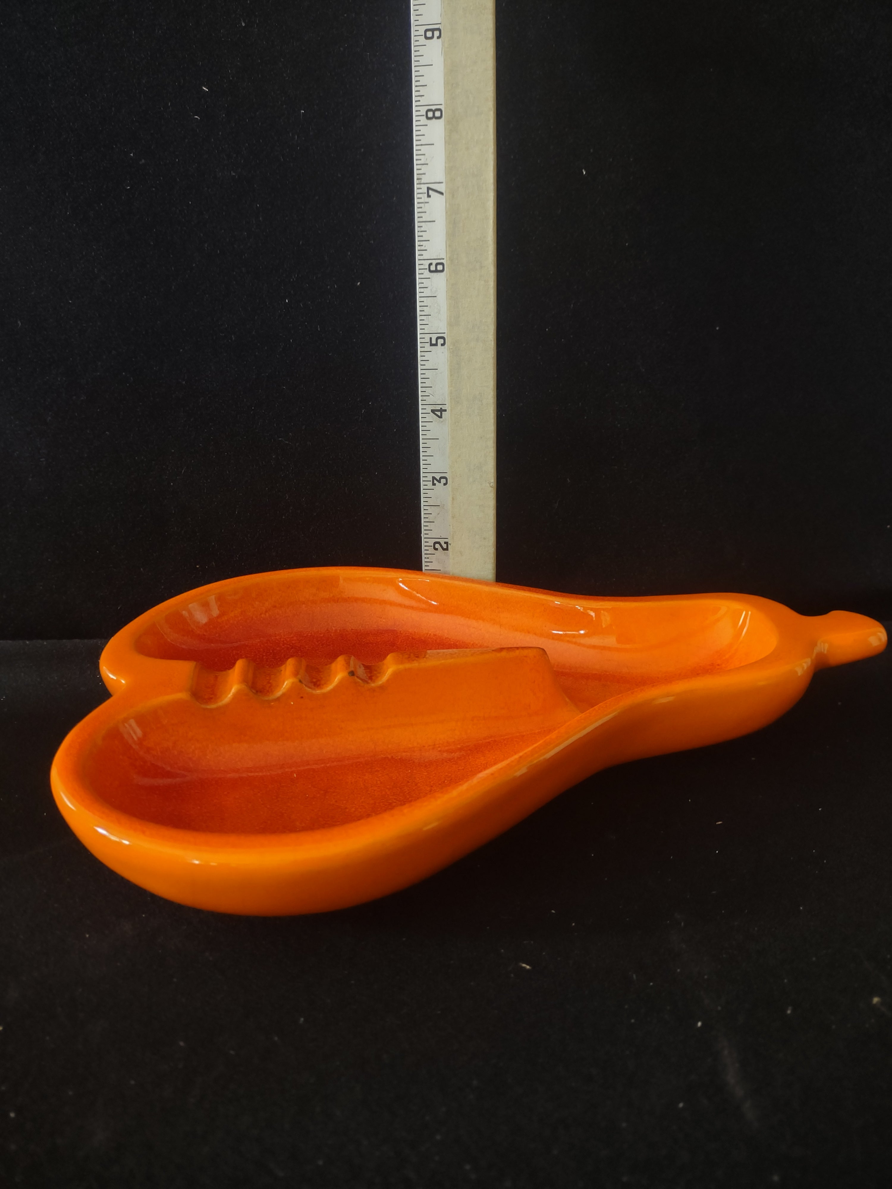 Vintage Royal Haeger MCM Halloween Orange Pear Ashtray (Lot 3389)