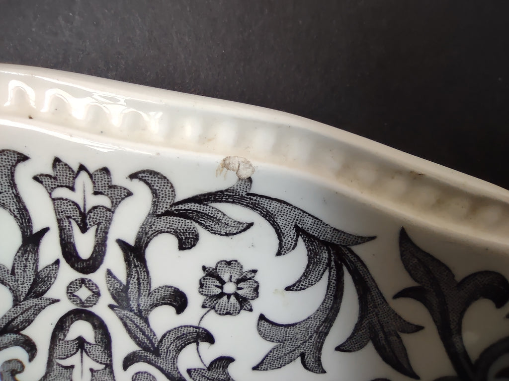 Vintage England Staffordshire Kensington Queen Ann Serving Platter (lot 5818)