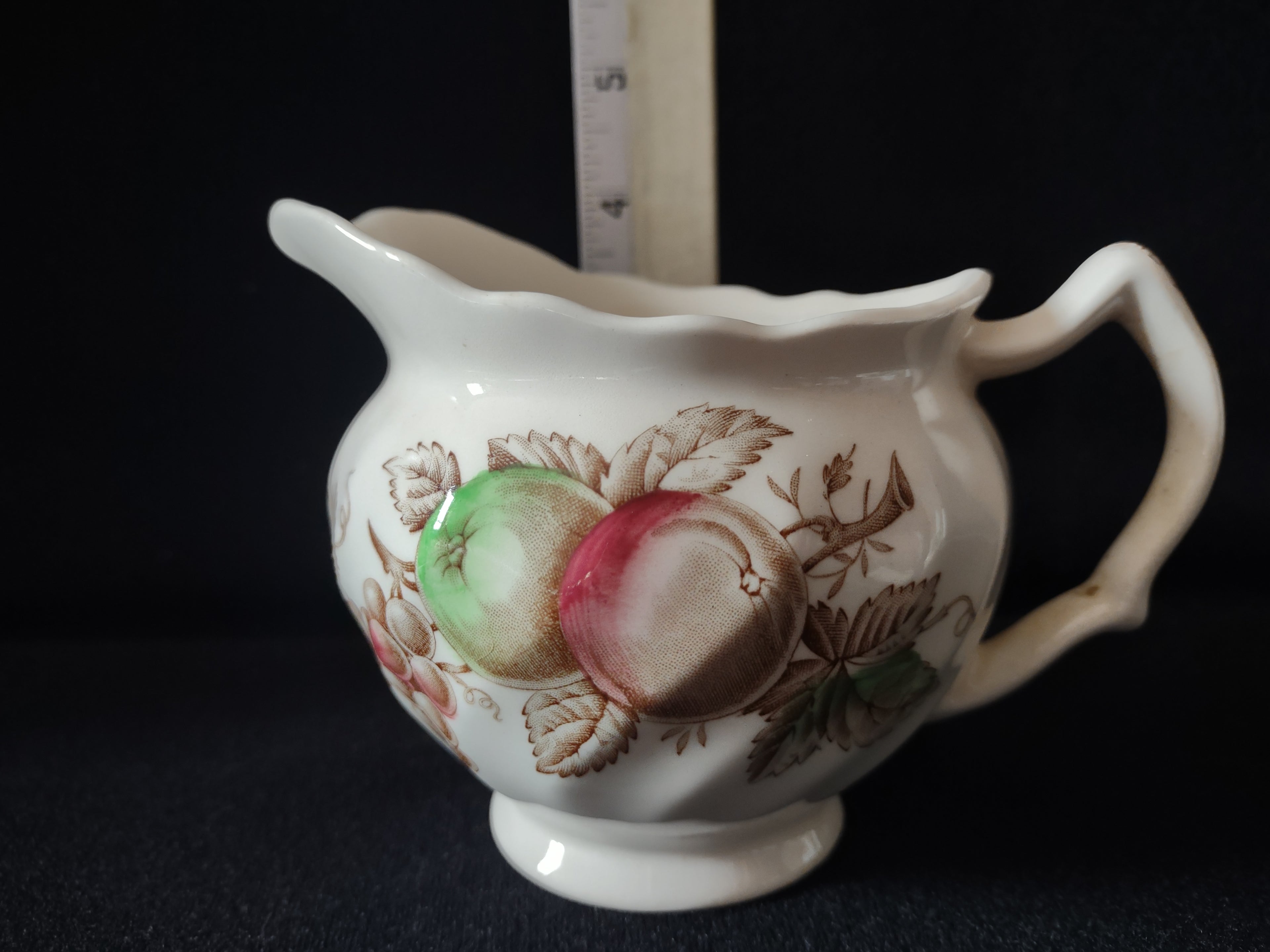 Vintage Johnson Bros Harvest Time Ironstone England Creamer CRAZING (lot 5627)