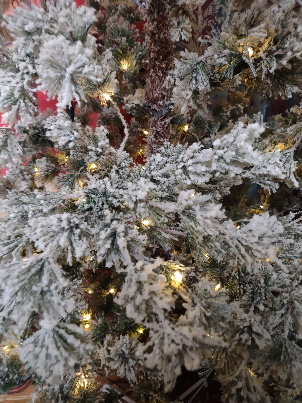 Christmas Tree Green Flocked LED White Light 6-1/2" (lot 3488)