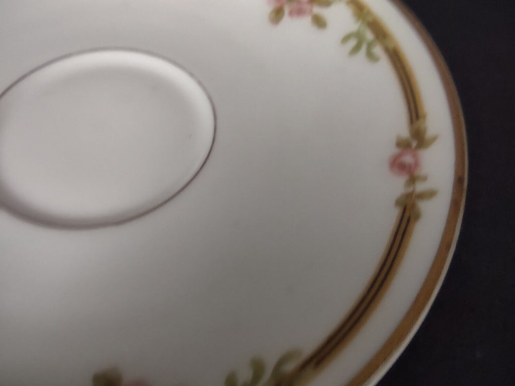 Haviland Limoges Schleiger 625 A Red Rose 2 x Saucer 5-3/4" (lot 540