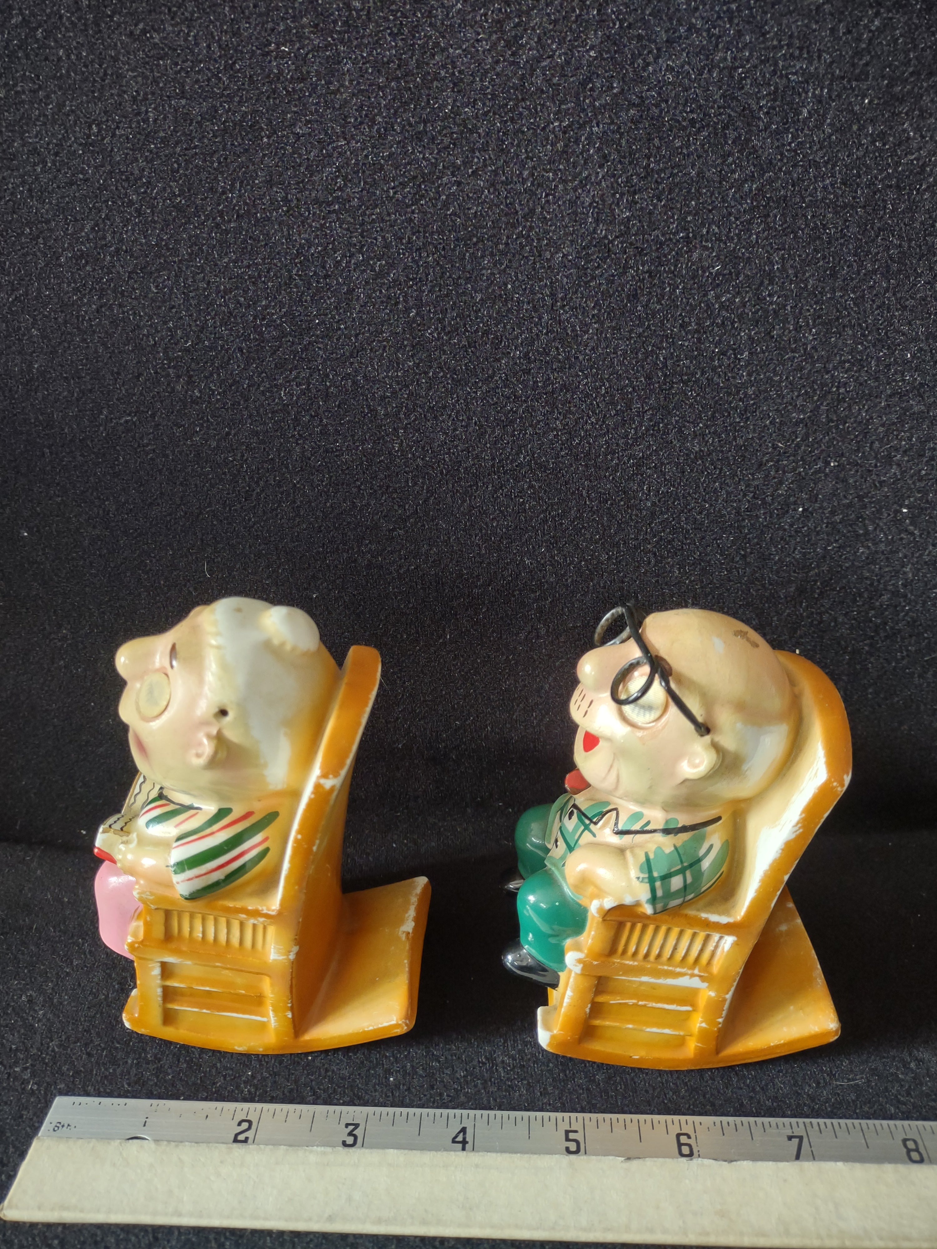 Vintage Lefton Salt Pepper Grandmother Grandfather Retirement Fund (Lot 5237)