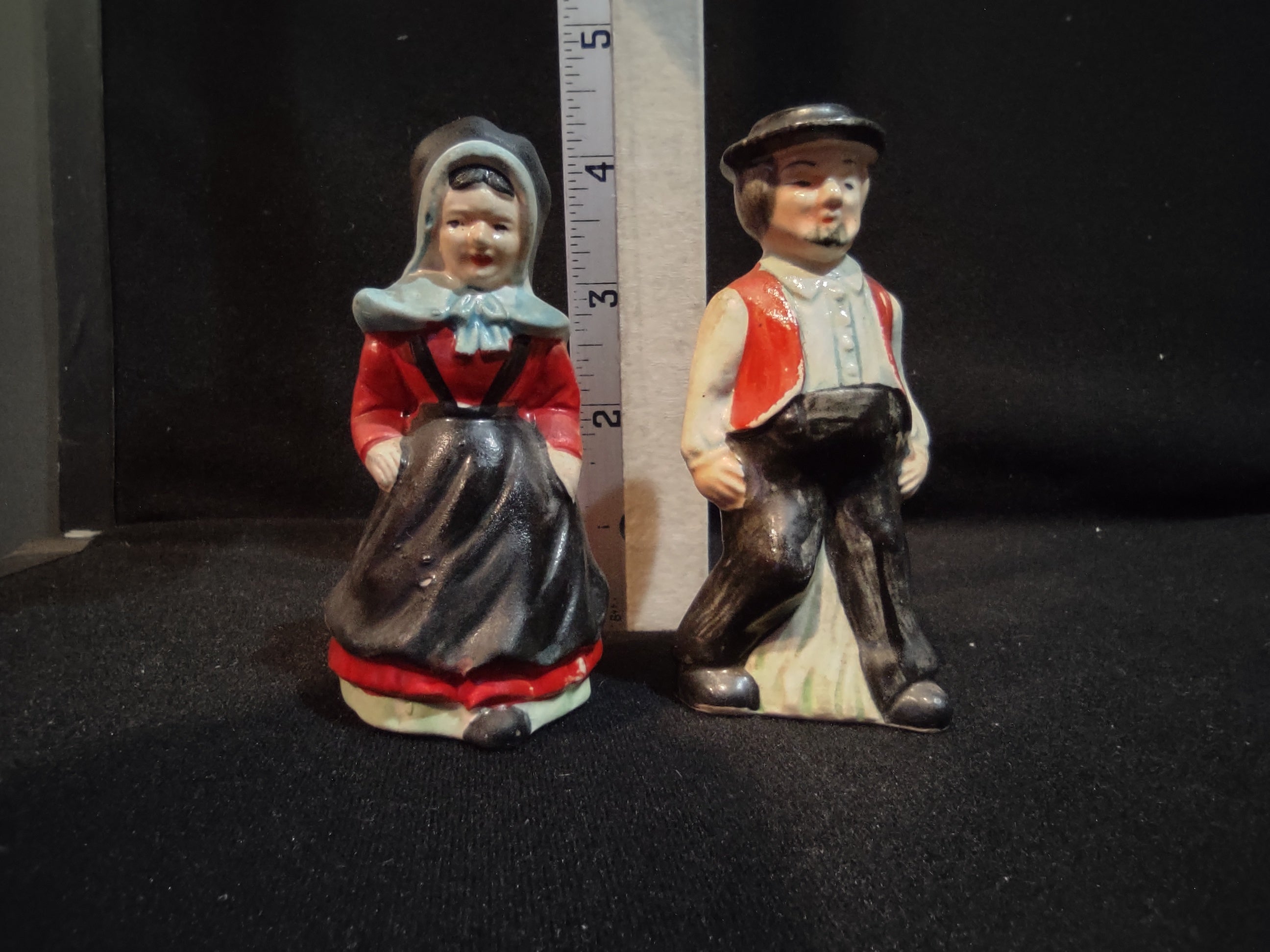 Vintage Pilgrim Ceramic Salt and Pepper Shaker Japan (lot 5375)