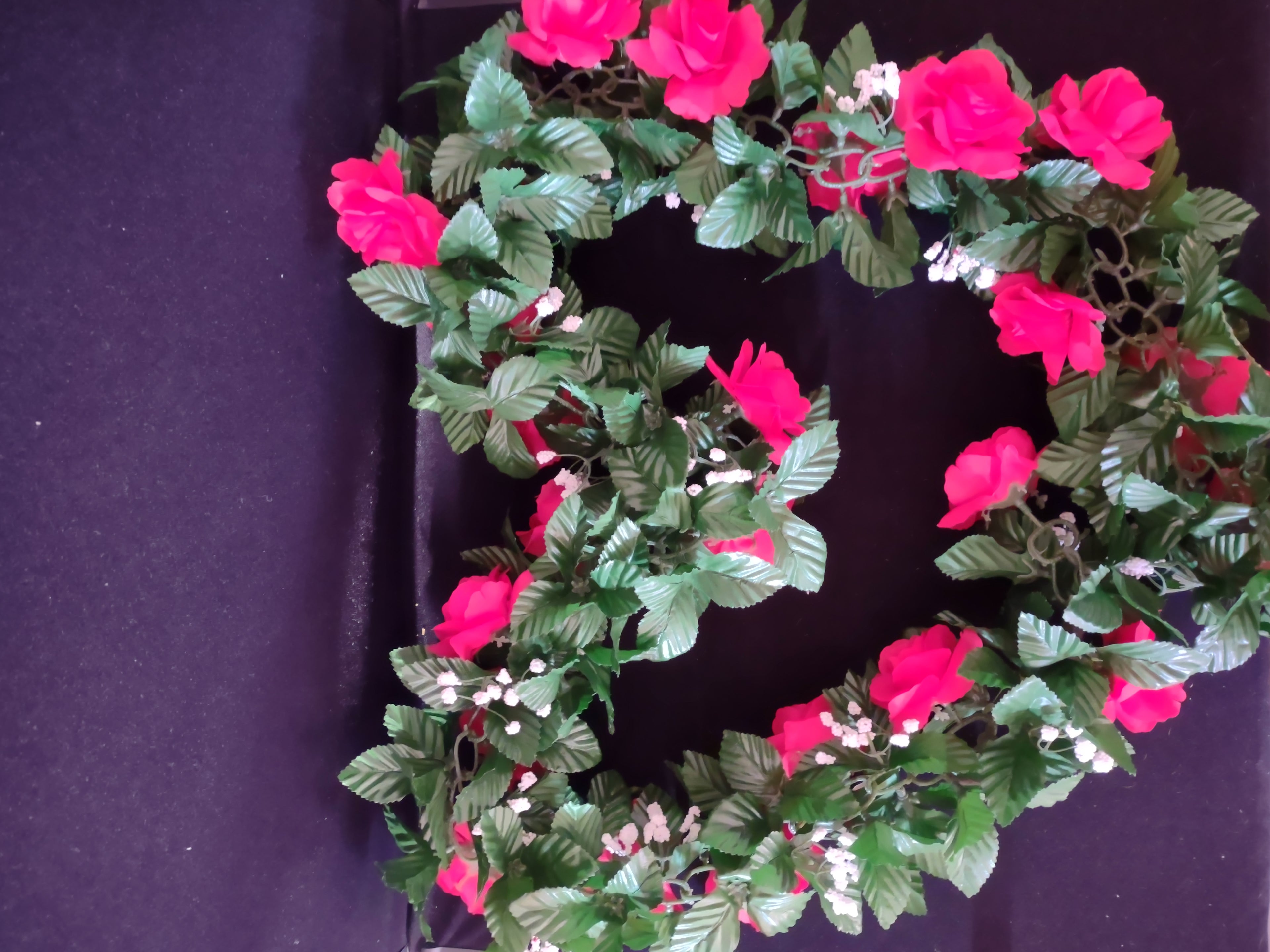 Vintage Valentine Artificial Garland Red Roses Berries 5-1/2 feet (Lot 5017)