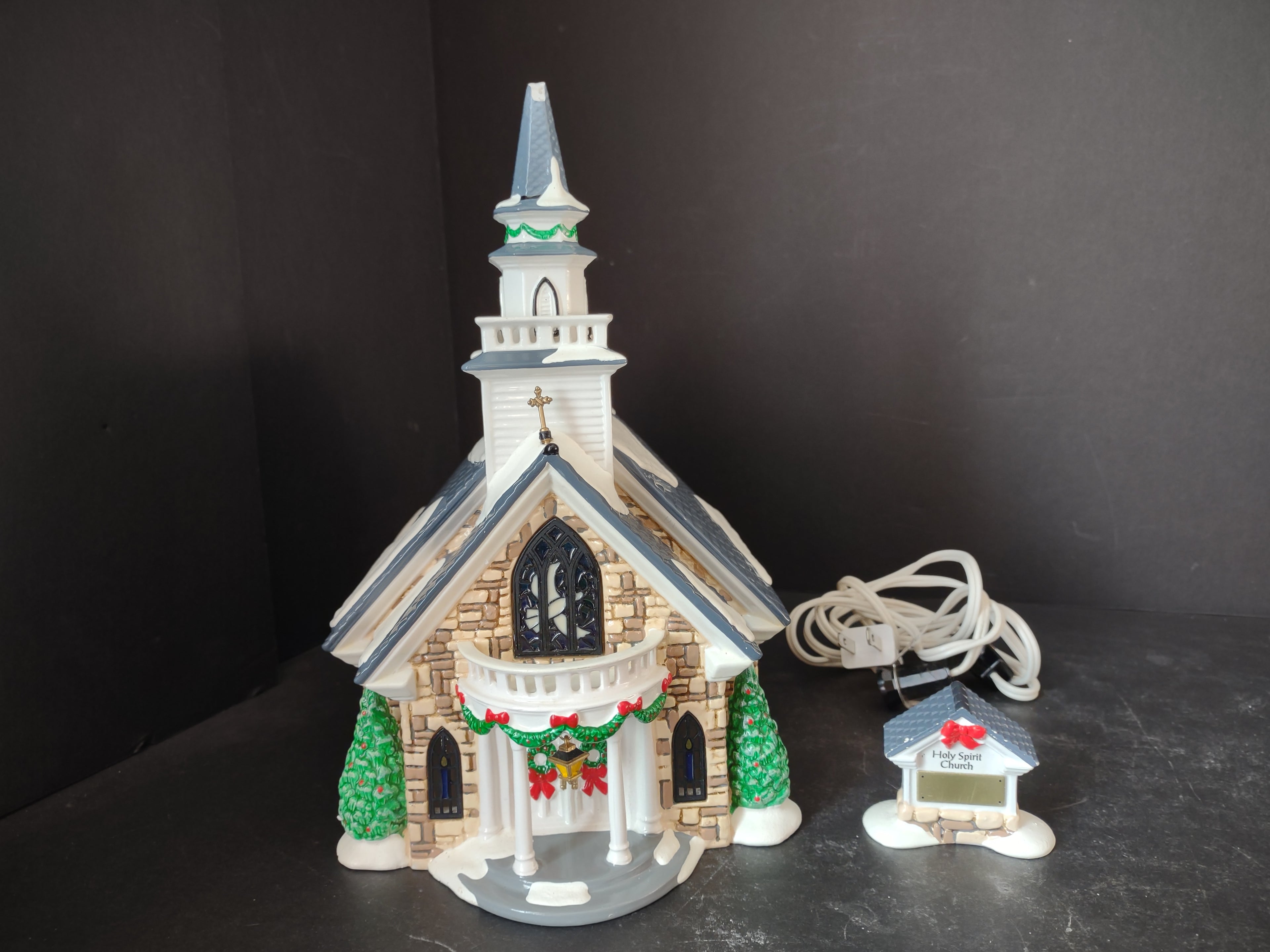 Vintage Christmas Dep 56 Snow Village Holy Spirit Church IMPERFECT (lot 3470)
