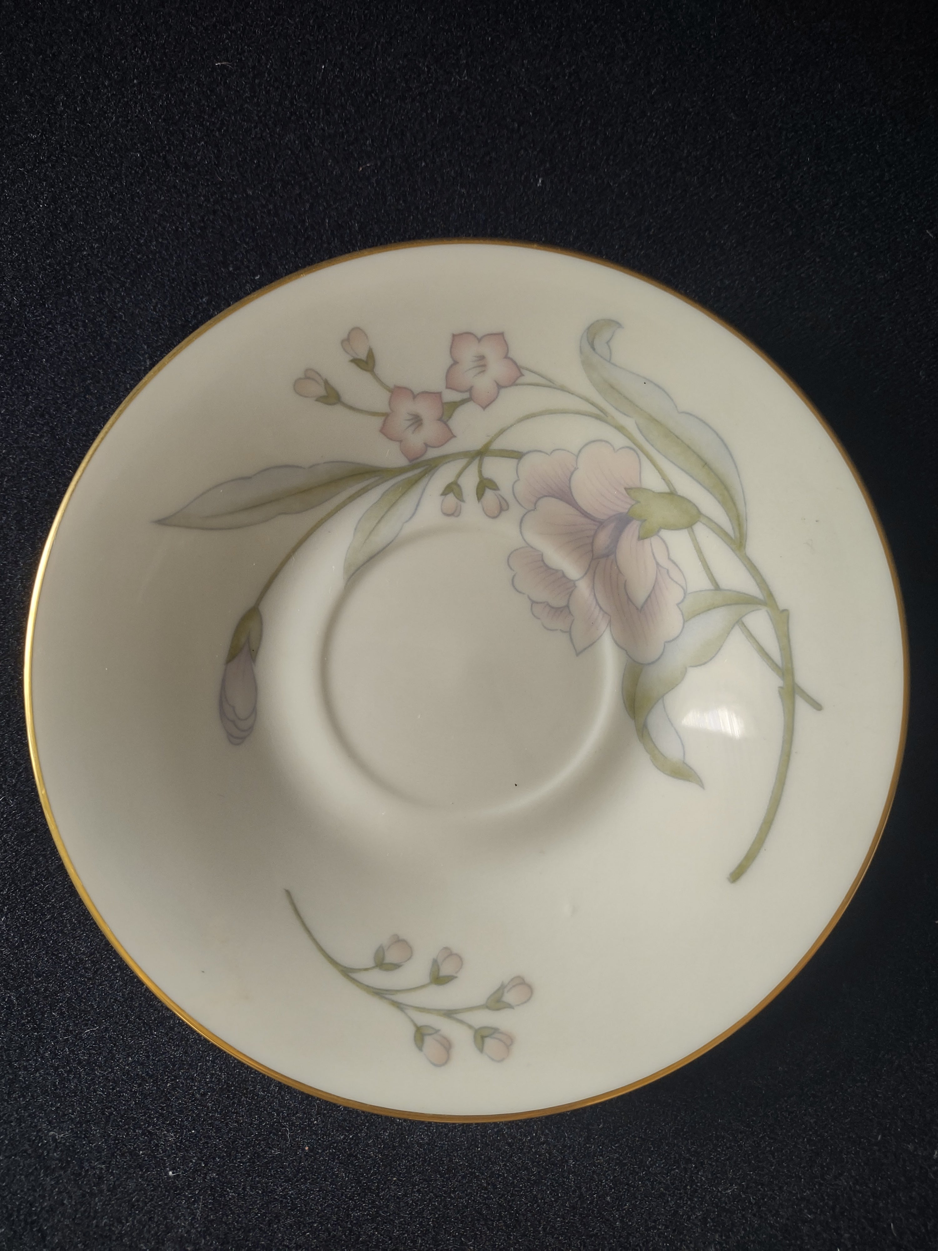 Vintage Lenox Heirless Saucer ONLY (lot 1875)