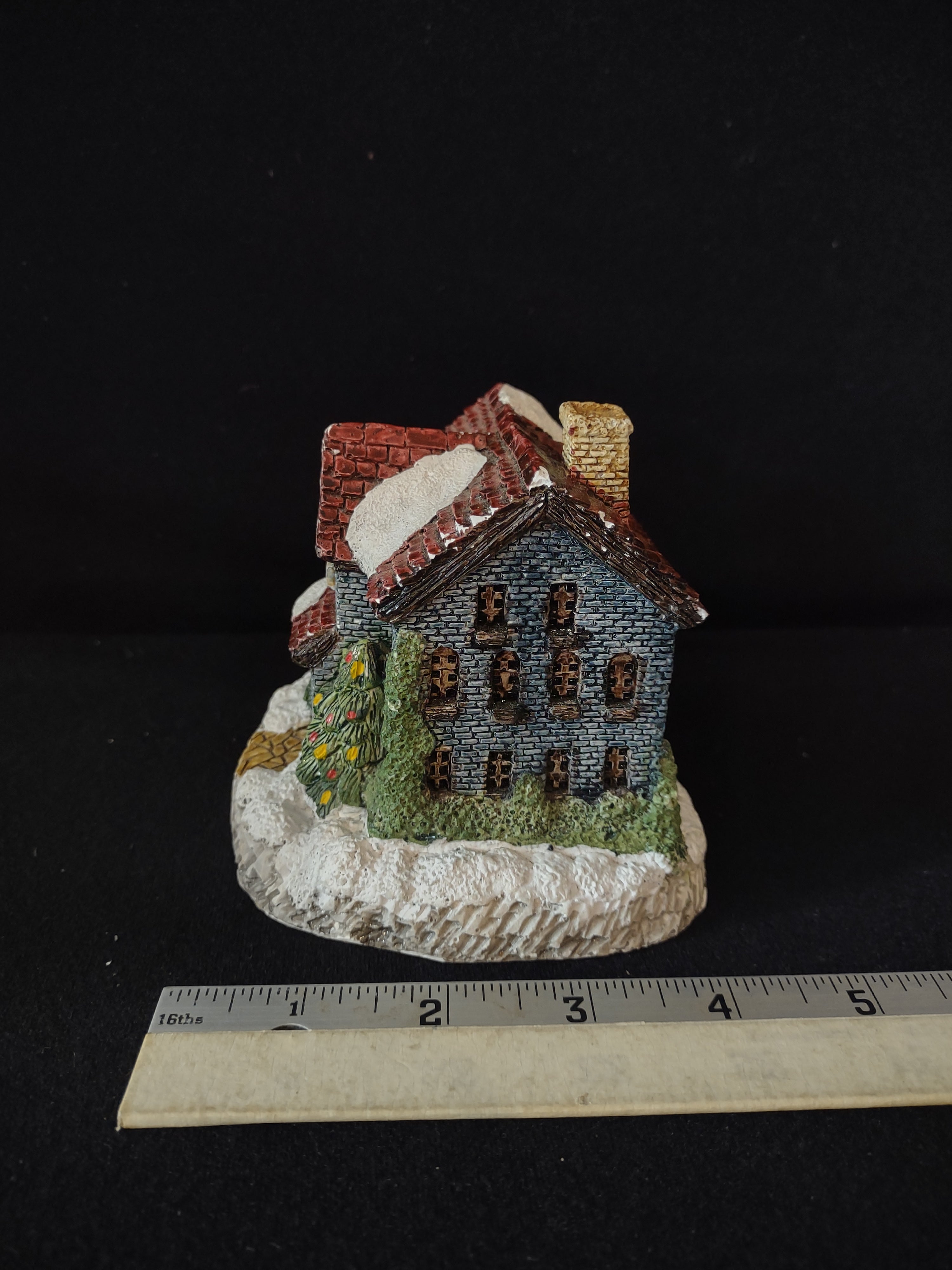 Vintage Home For The Holidays Ceramic Village Hotel (Lot 3613)