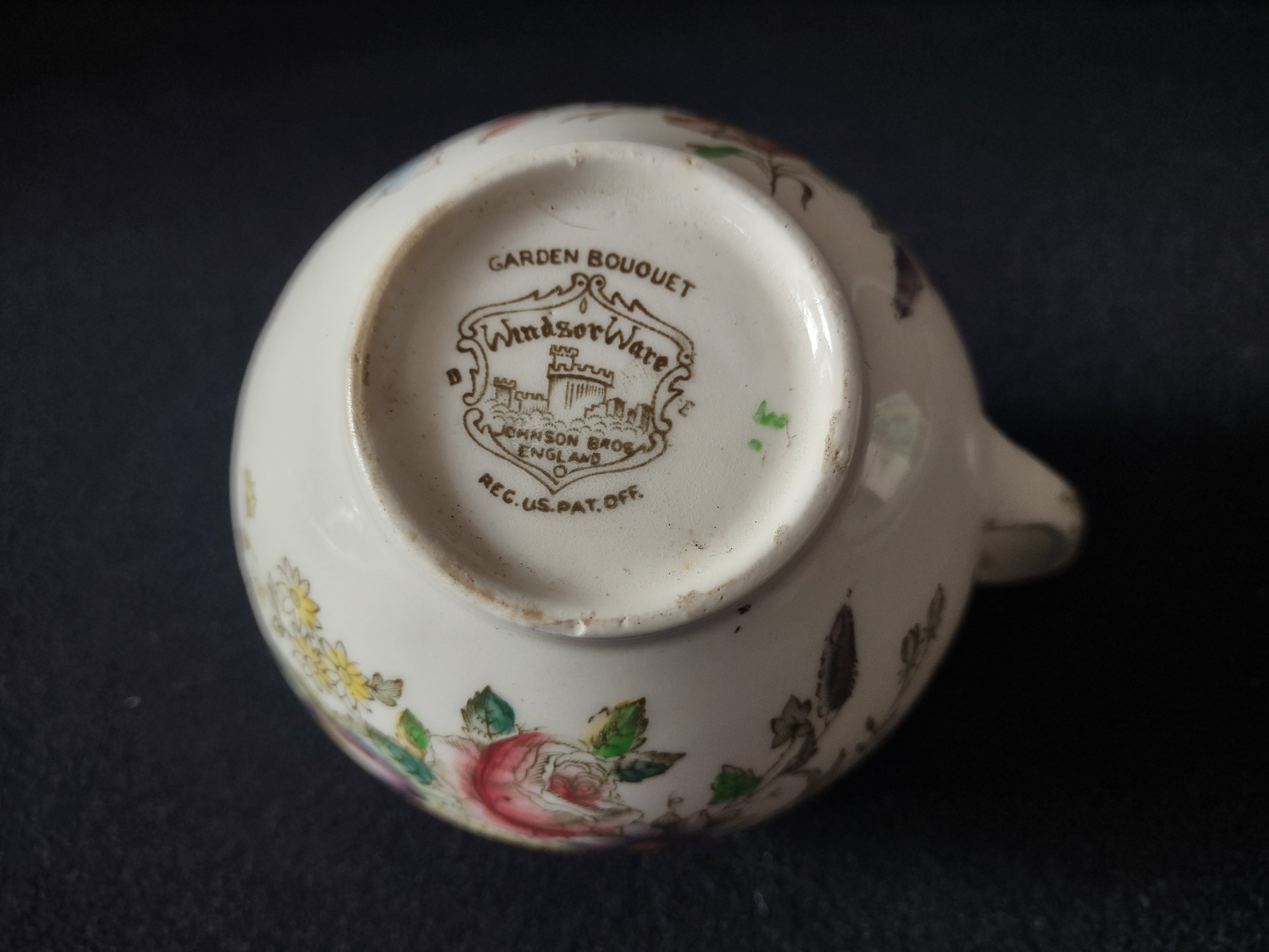 Vintage Johnson Bros Garden Bouquet Ironstone England Creamer (lot 5624)