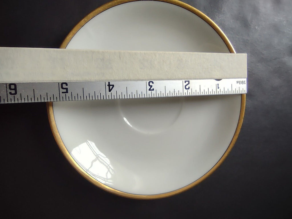 Haviland Limoges France Black & Gold Trim White 5-1/2" Saucer (lot 678)