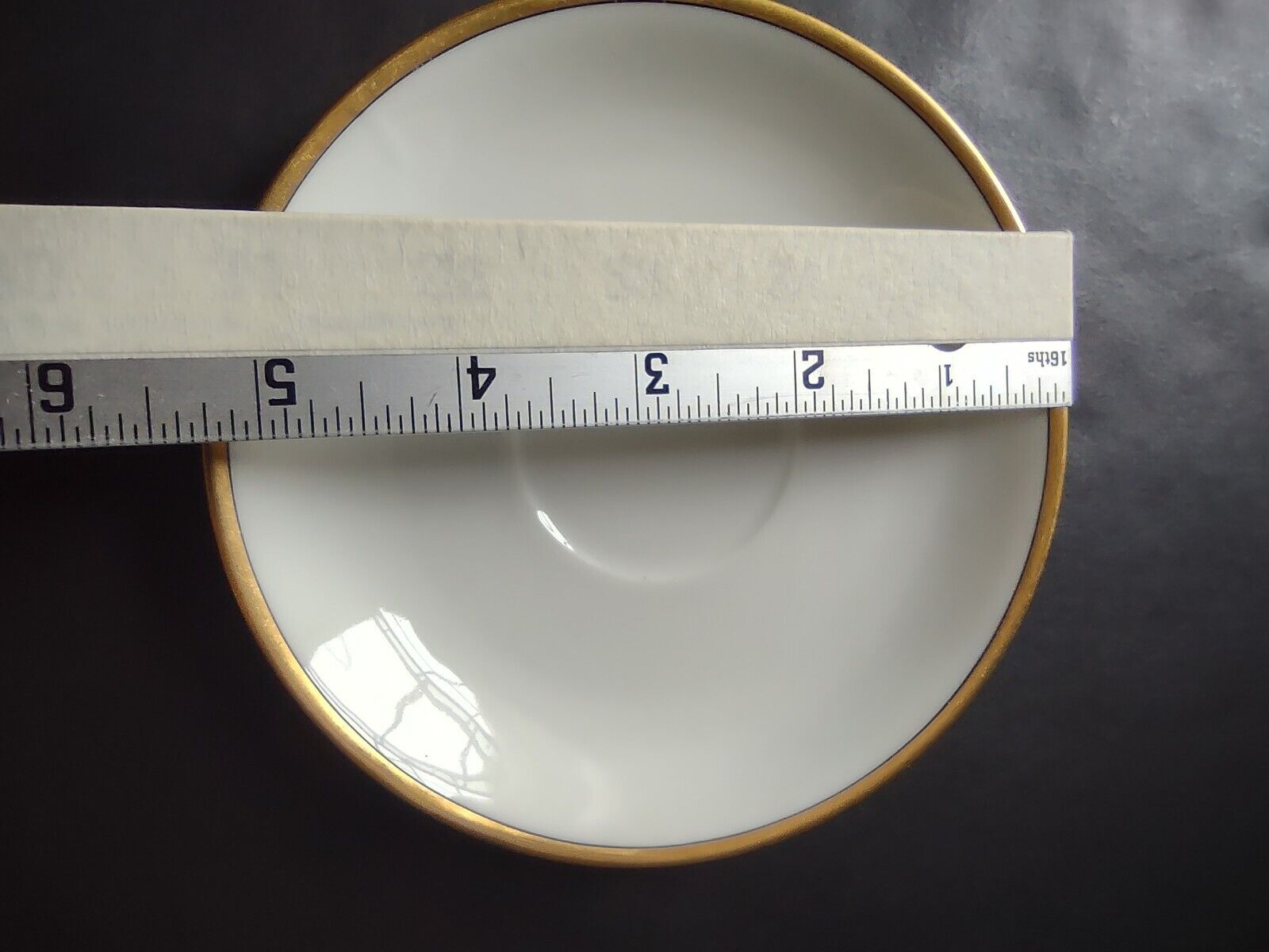 Haviland Limoges France Black & Gold Trim White 5-1/2" Saucer (lot 678)