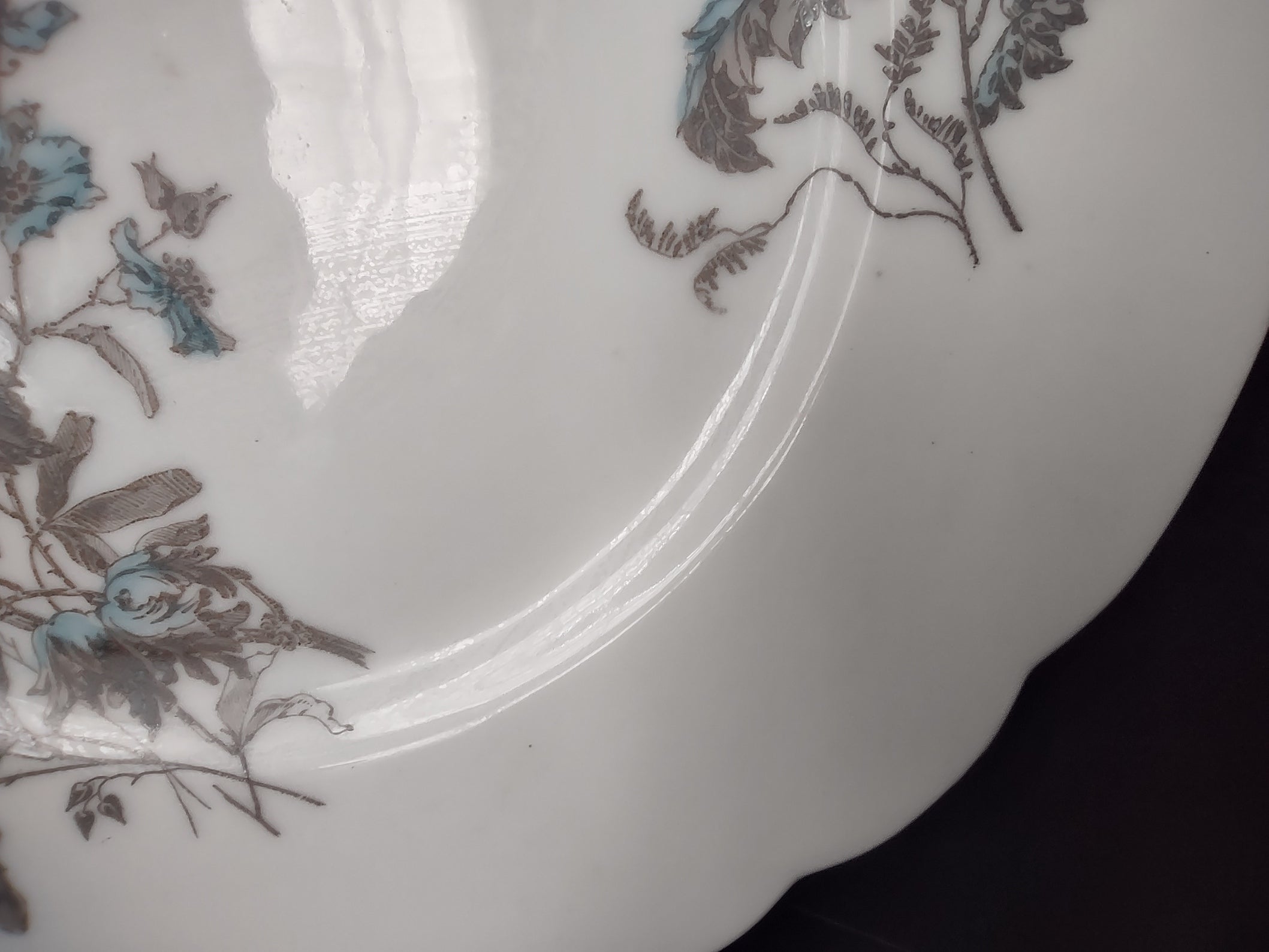 Antique Haviland Limoges Blue Flower Dinner Plate 9-1/2" (lot 959)