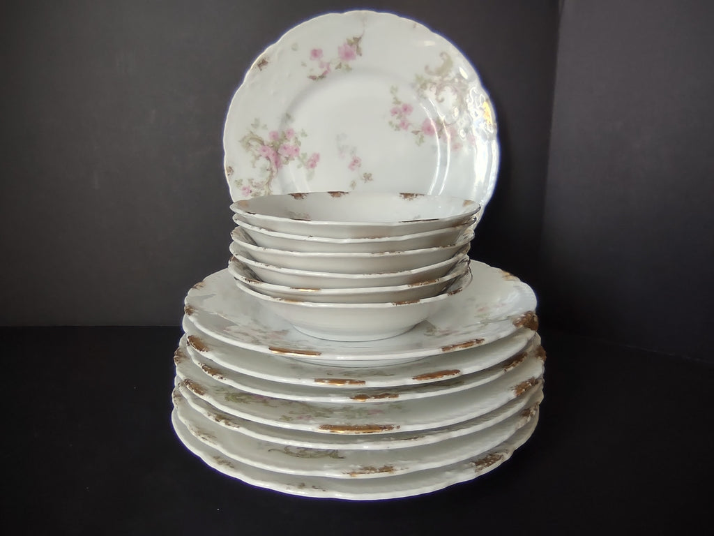 Haviland Limoges Set Luncheon /Salad Dessert Plate Small Bowl Rose (lot 832)