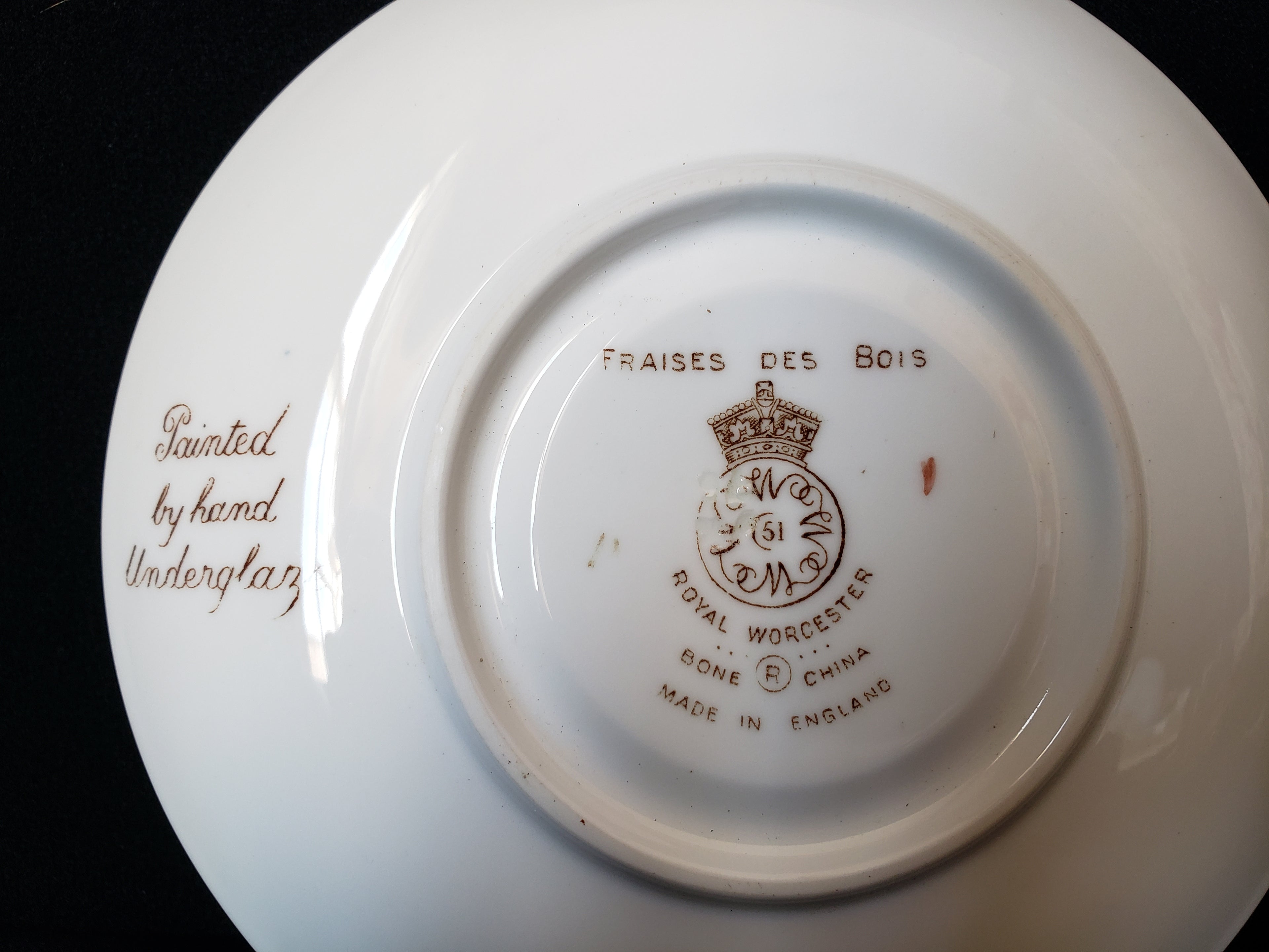 Vintage Royal Worcester Fraises Des Bois Saucer ONLY 5-1/2" (lot 2134)