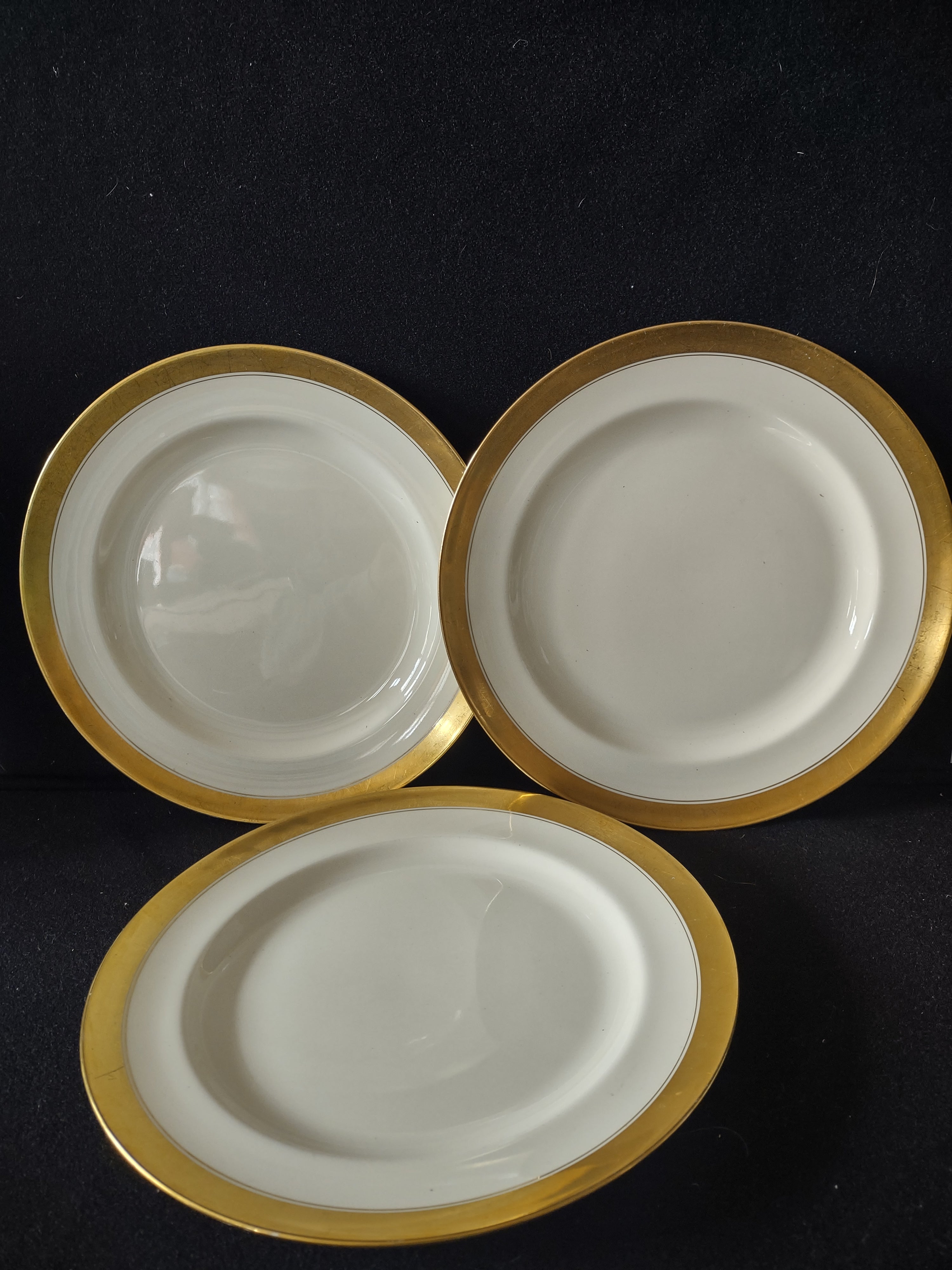 Vintage Johnson Brothers Dinner Plate Pareek Gold Rimmed Set Of 3 (Lot 5546)