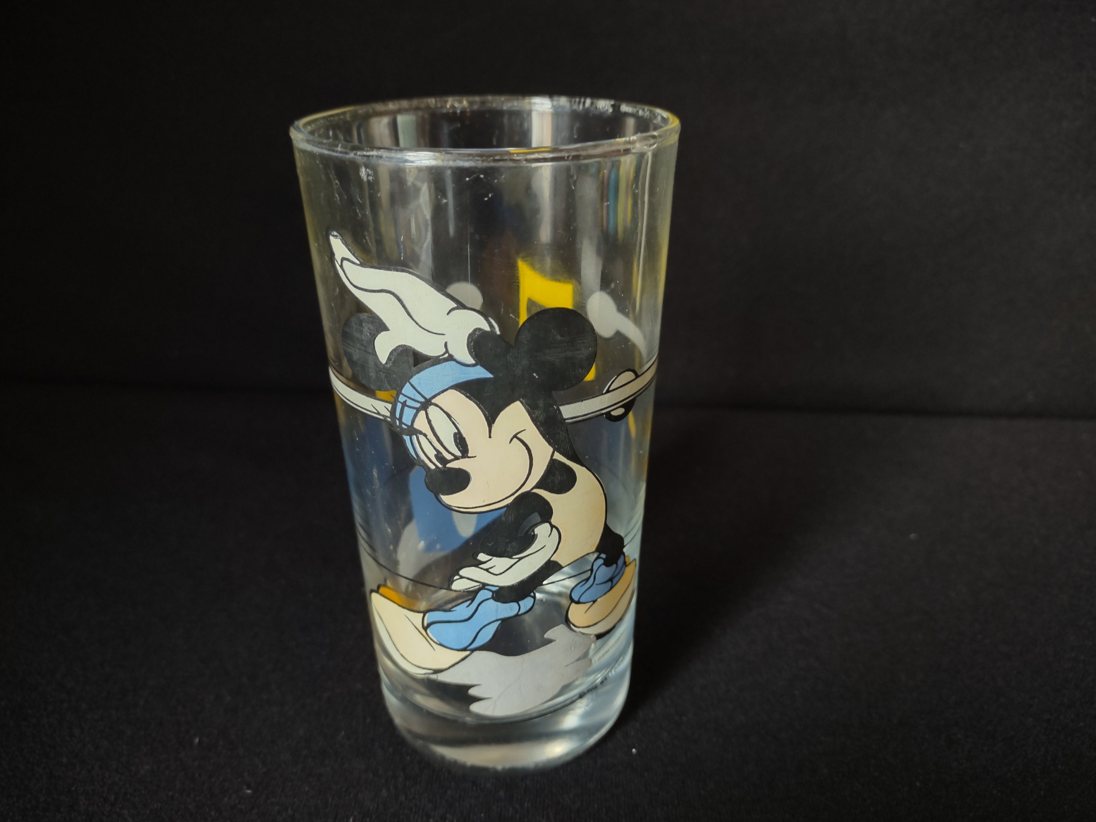 Vintage Minnie Mouse Jazzercise Boombox Drinking Glass (lot 1541)