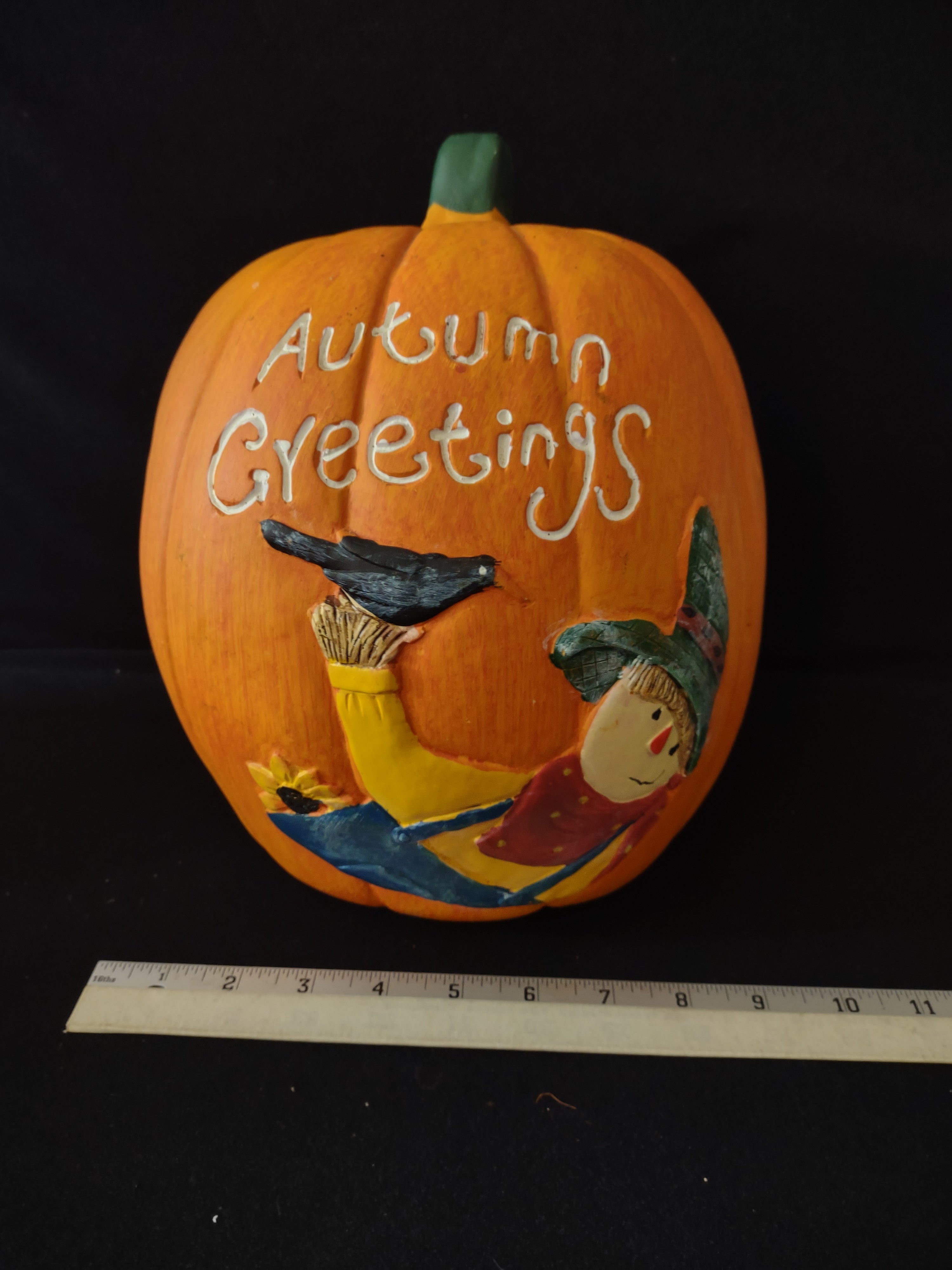 Halloween/Thanksgiving Ceramic Welcome Scarecrow Pumpkin (Lot 3123)