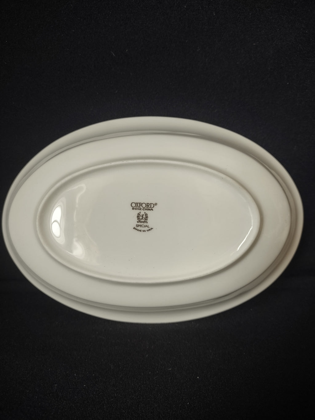 Vintage Lenox Oxford Special Bone China Serving Dish (lot 1873)