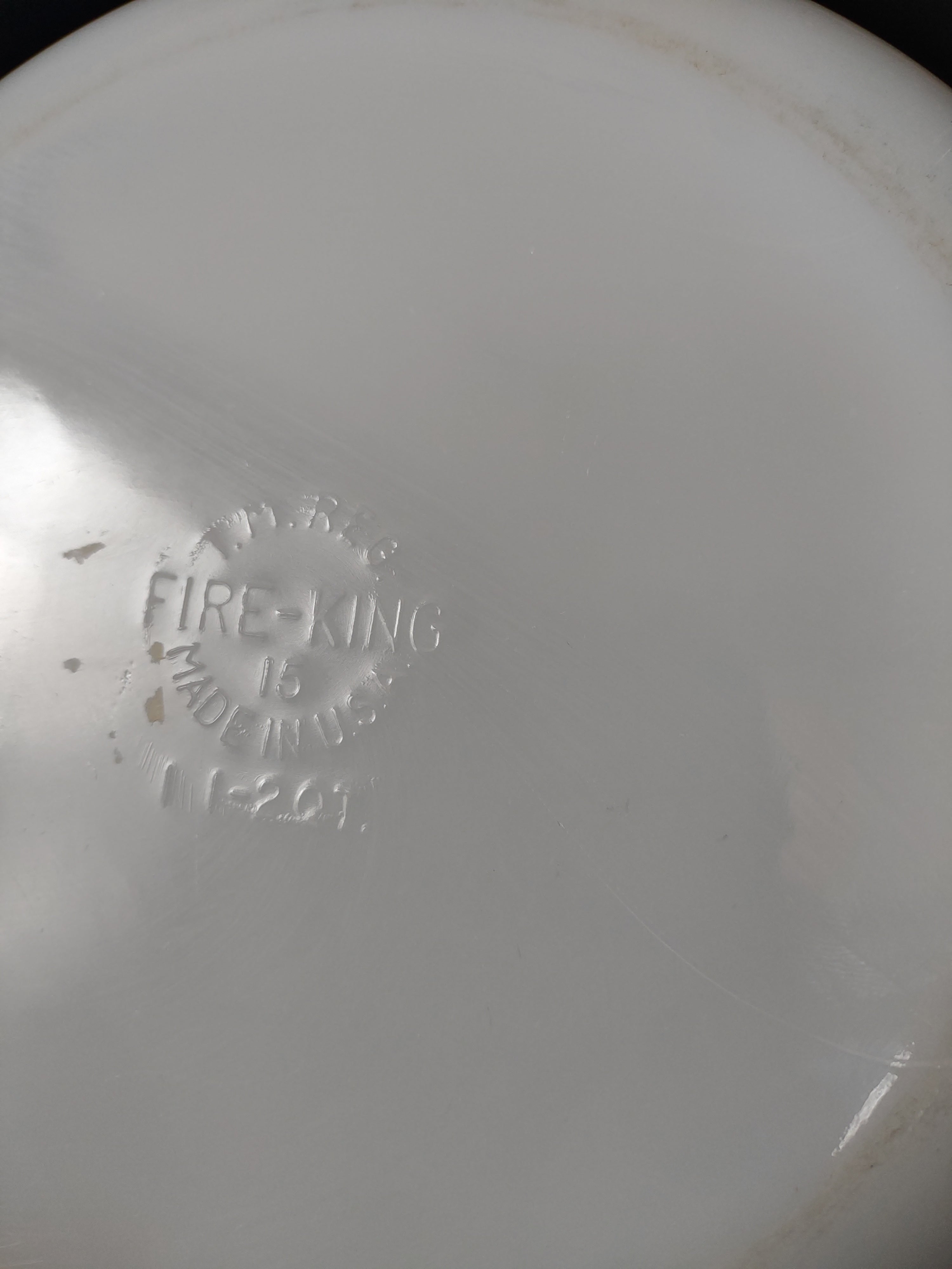 Vintage Fire King 2 Qt Casserole Meadow Green Gay Fad Leaf IMPERFECT (Lot 5134)