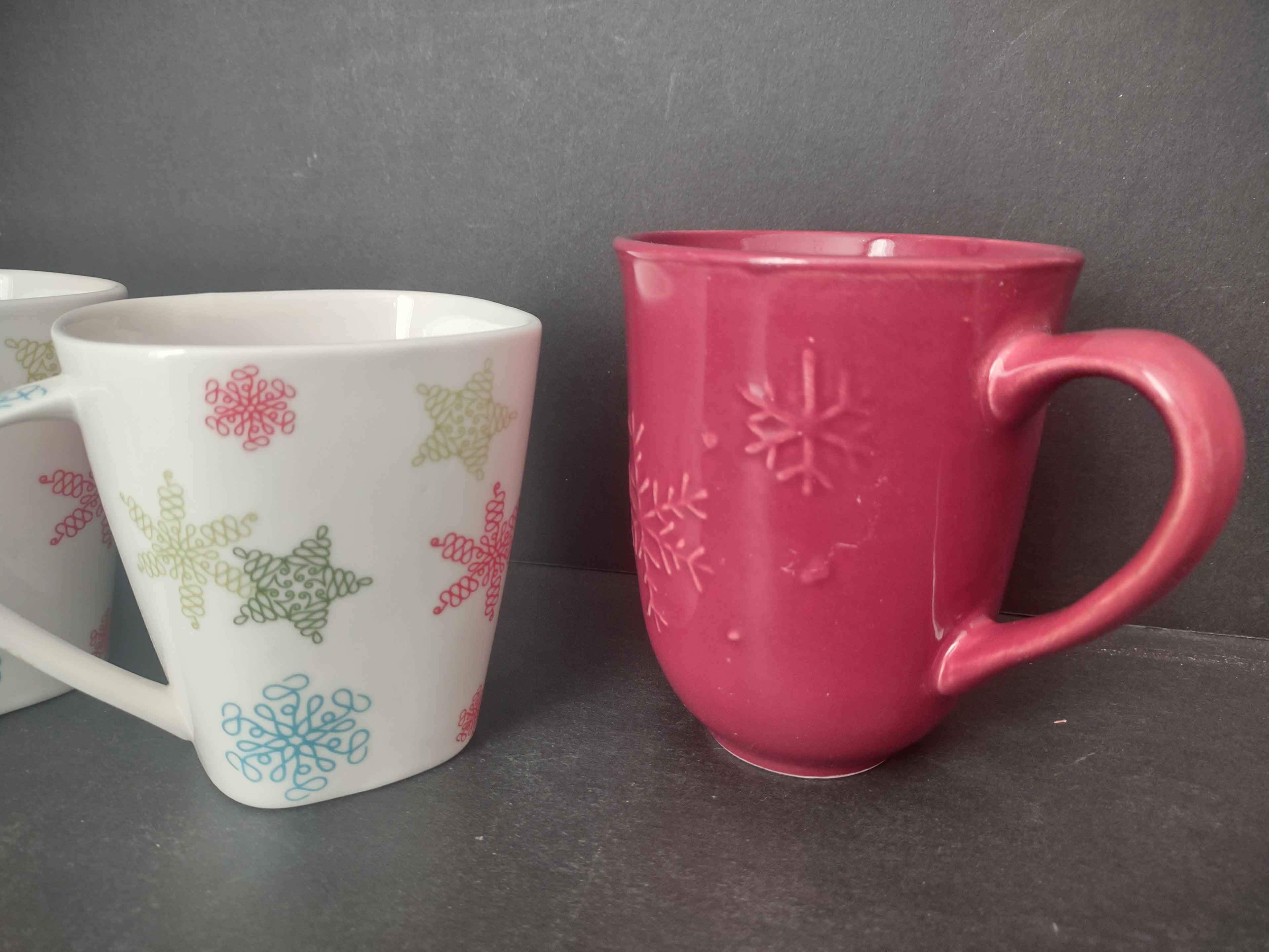 Christmas Snowflake Star Mugs 3 x Starbucks 2 Red Maroon Coffee Cup (lot 1216)