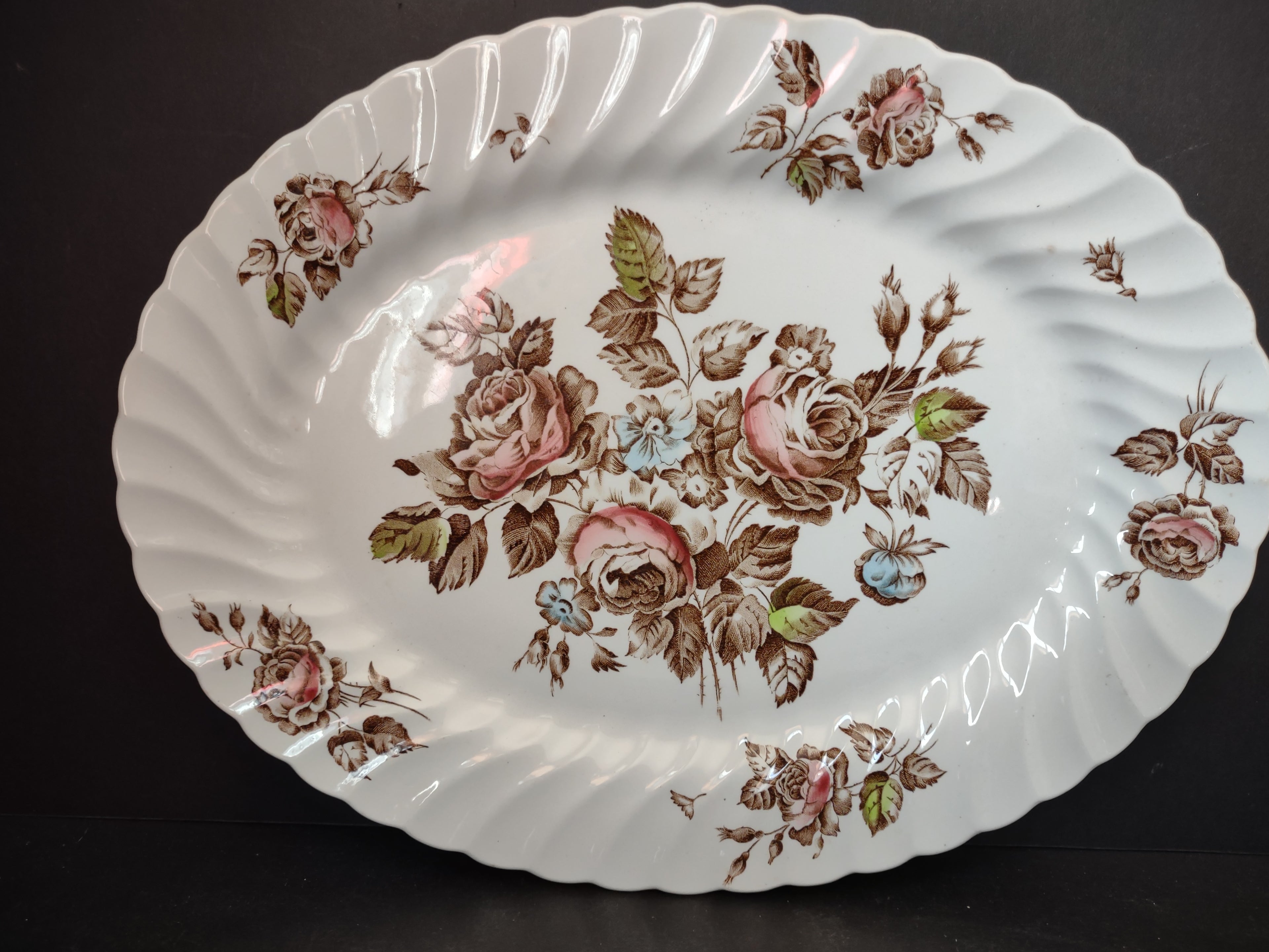 Johnson Brothers Staffordshire Bouquet Serving Platter 12" x 9-1/2" (lot 5596)
