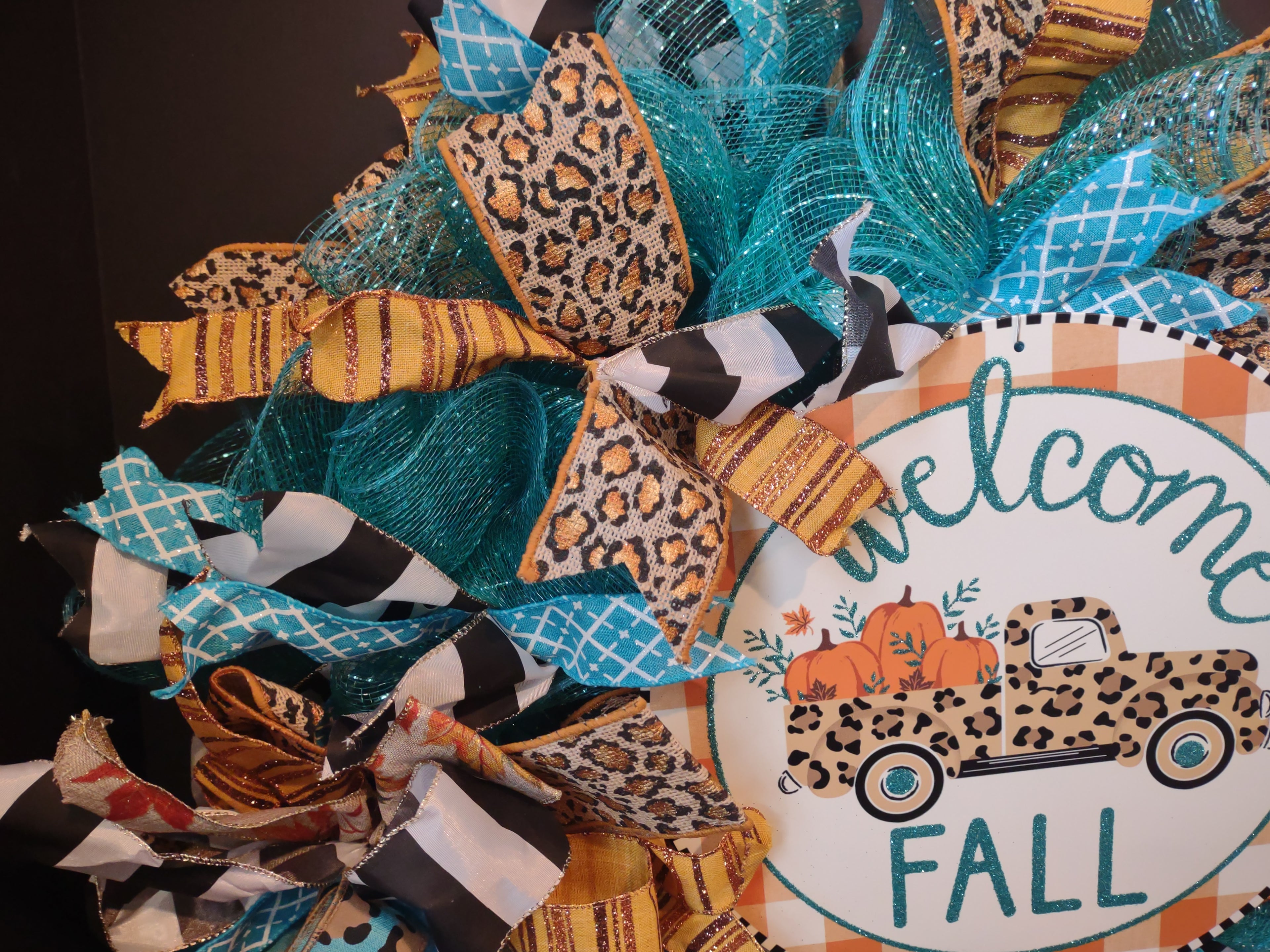 Autumn Fall Front Door Wreath Mesh Ribbon Decor Welcome Truck (lot 1367)