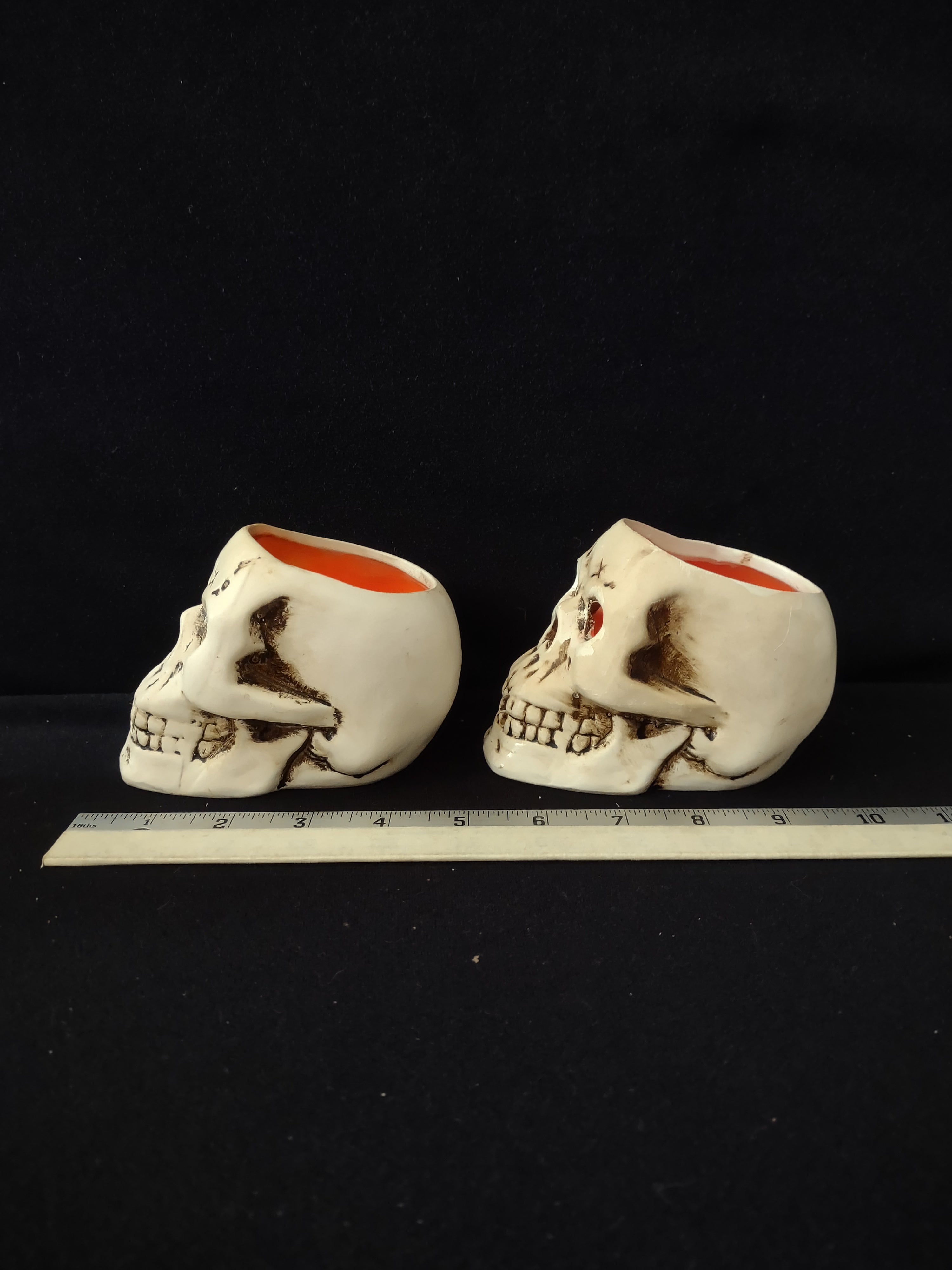 Halloween 4" Skull Candle Holder Set of 2 (Lot 3173)
