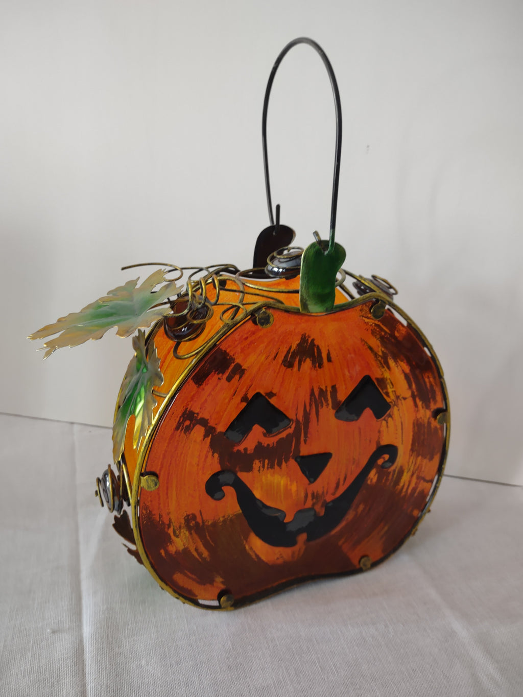 Halloween Lantern Pumpkin Light Up Candle Battery Operated (2530j)