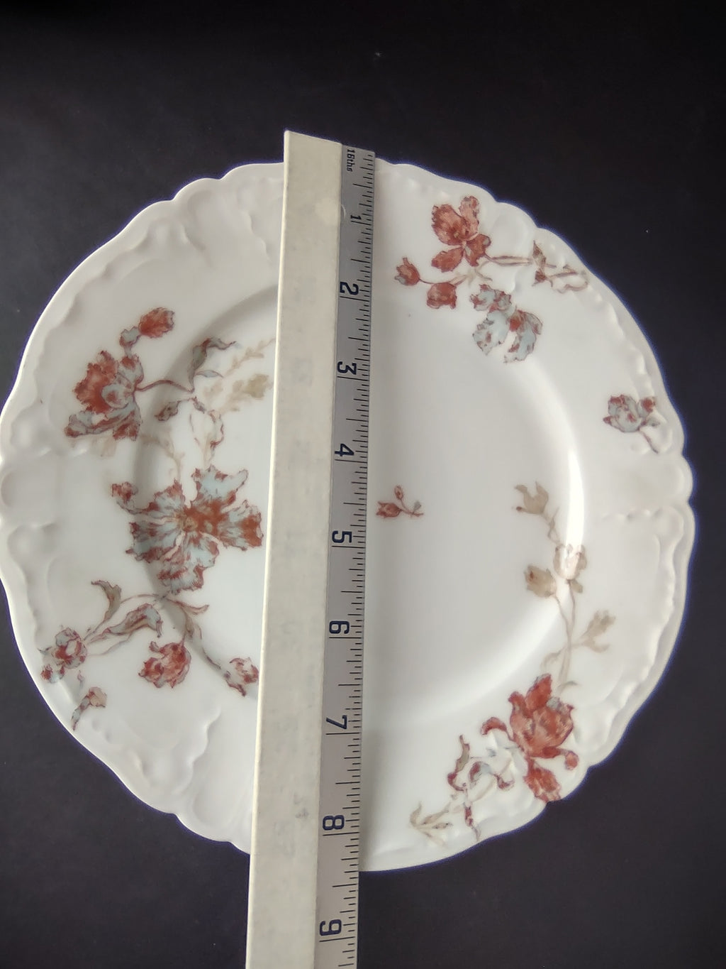 Haviland Limoges Blue Red Flower Luncheon Plate T.M. James & Sons (lot 953)
