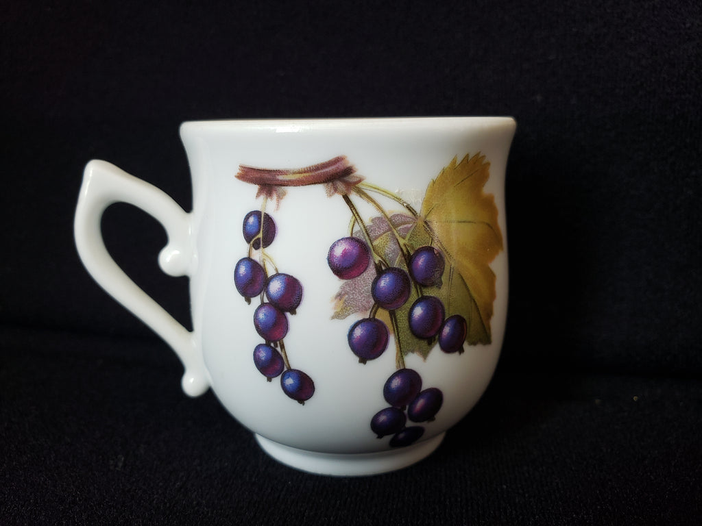 Vintage Royal Worcester Evesham Demitasse Tea Cup ONLY (lot 2062)