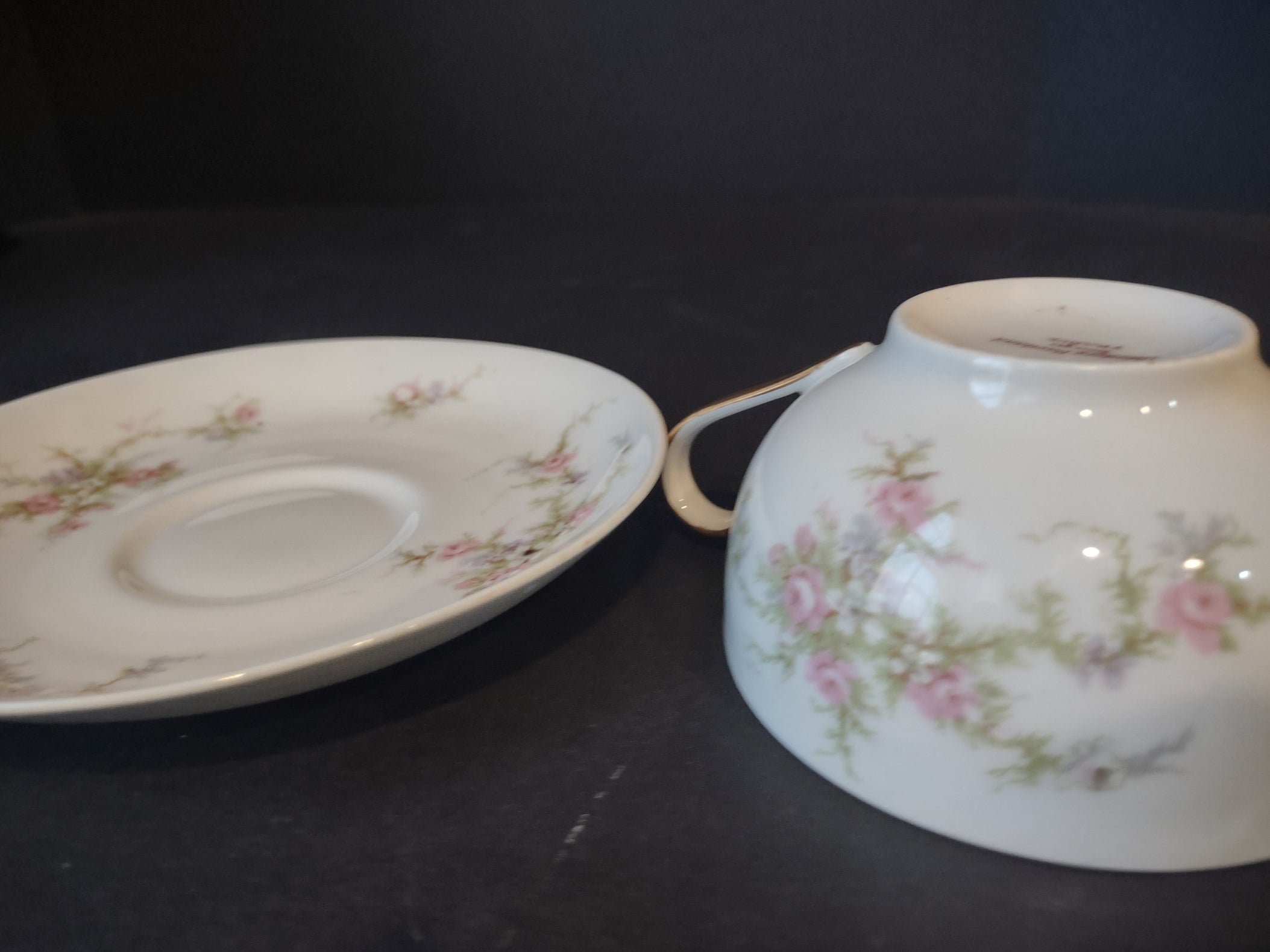 Haviland Limoges Large Tea Cup & Saucer Rose White Purple Flower Moss (lot 902)