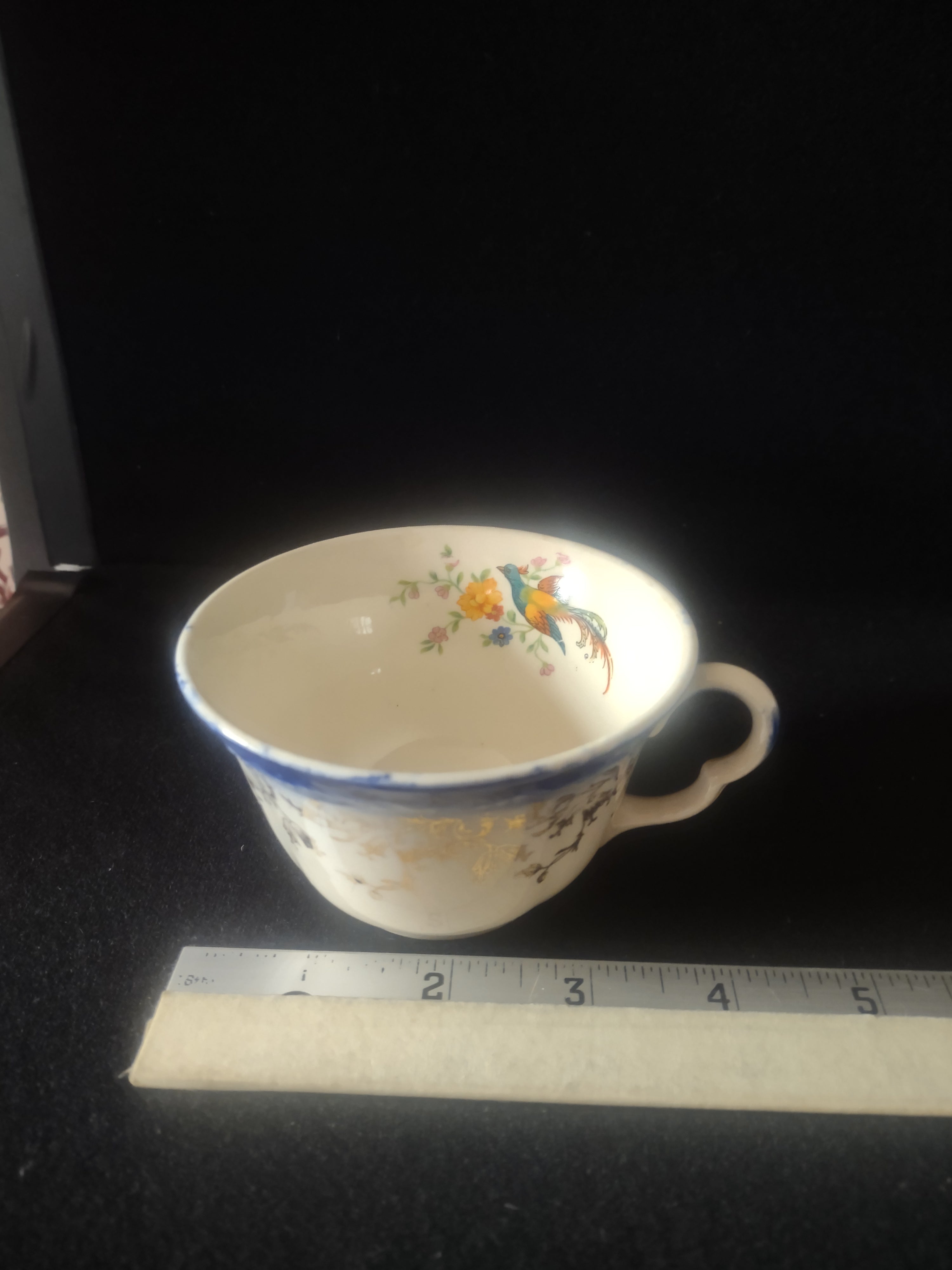 Vintage Teacup Blue White Floral Bird Glaze Blurred Set Of 3 (Lot 5304)