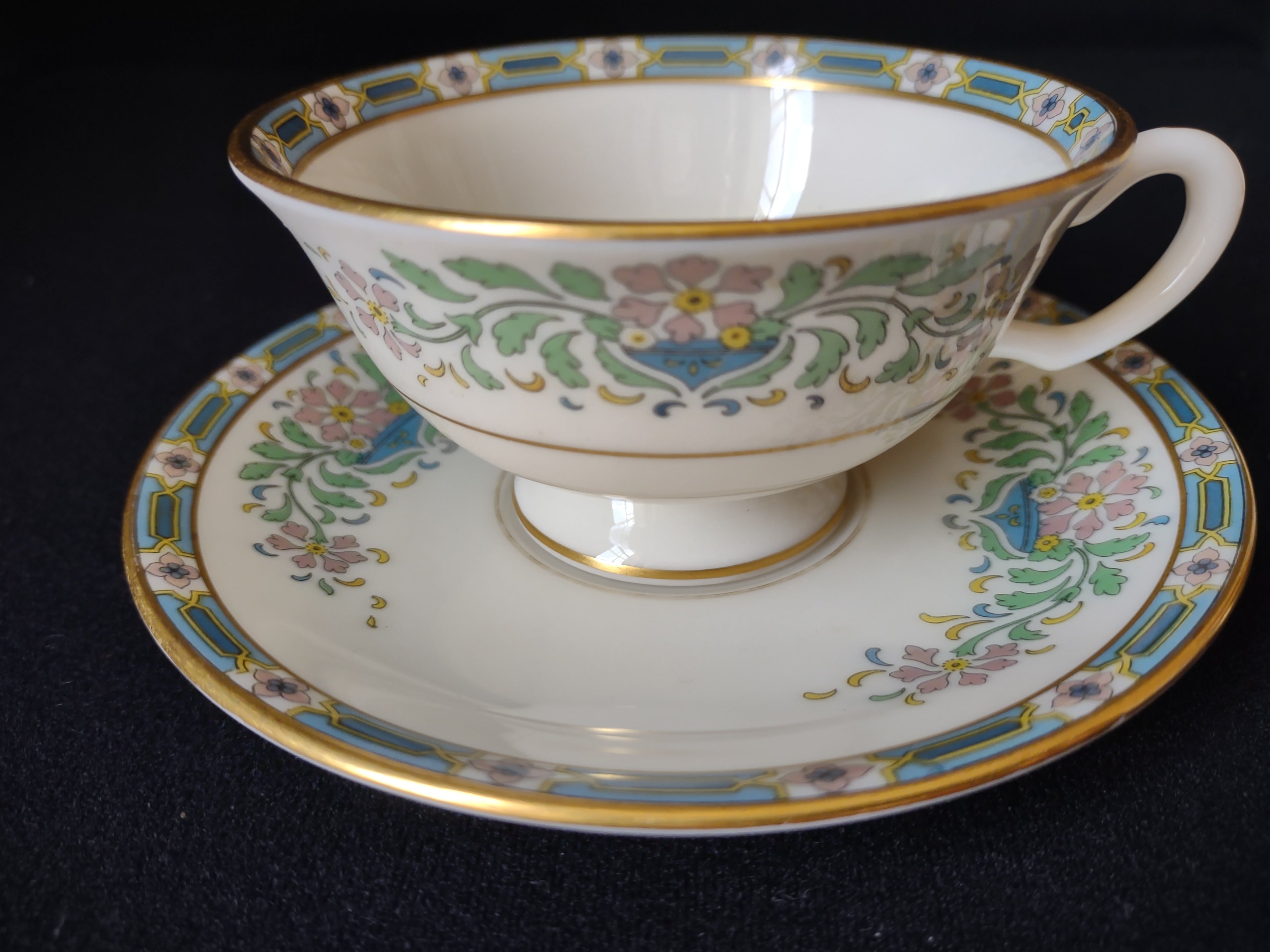 Vintage Lenox Tea Cup with Saucer Mystic Gold Stamp (lot 1812)