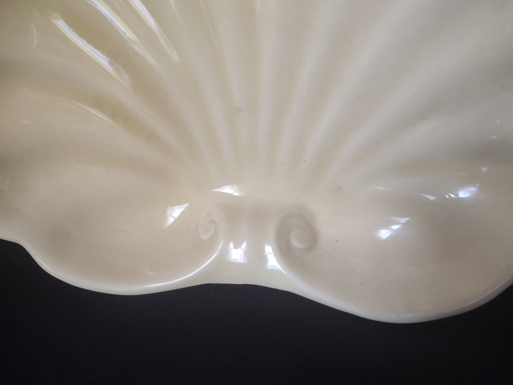 Ceramic Yellow Shell Shaped Dish 11" x 8" (lot 1689)